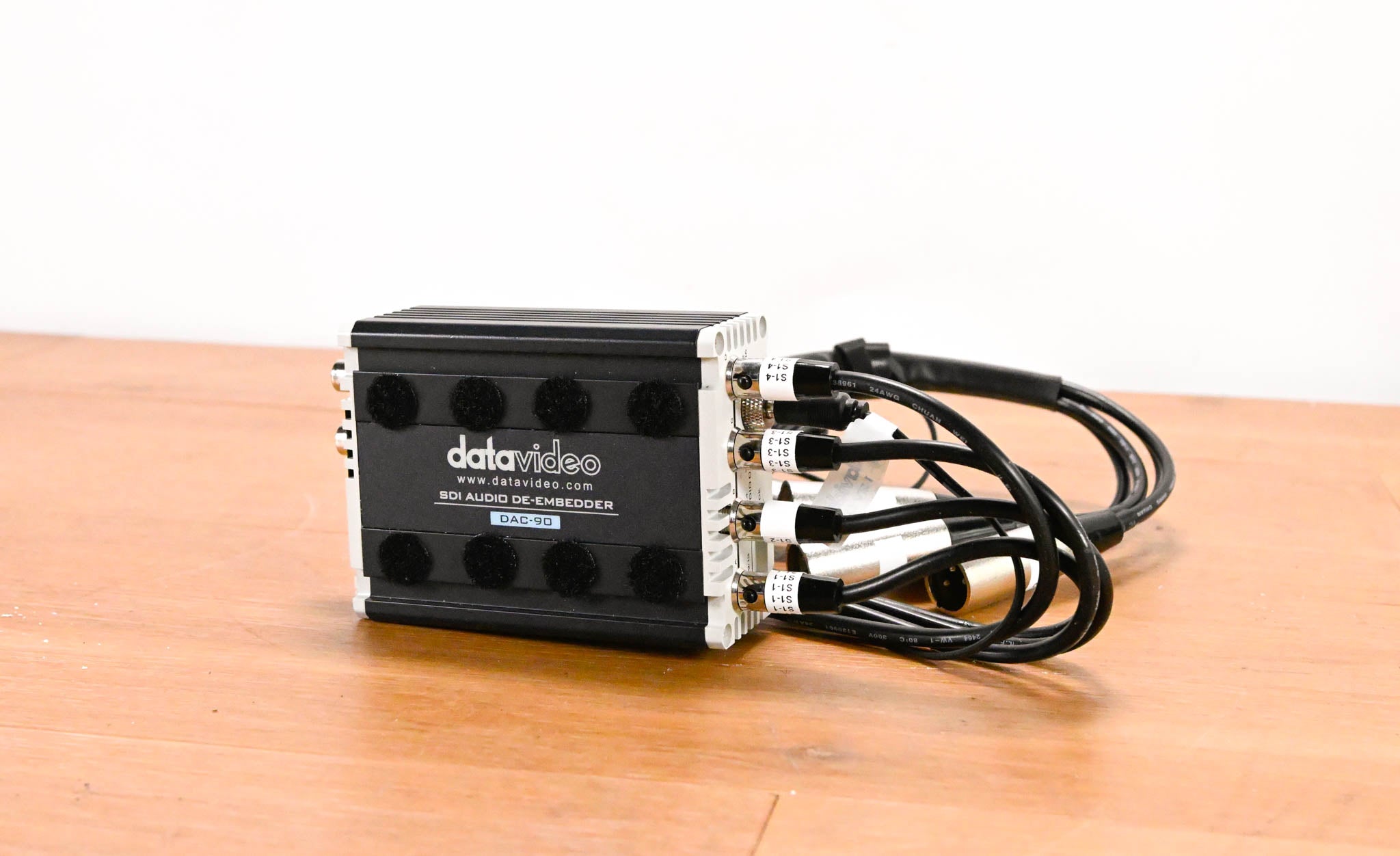 Datavideo DAC-90 SDI Audio De-Embedding Box