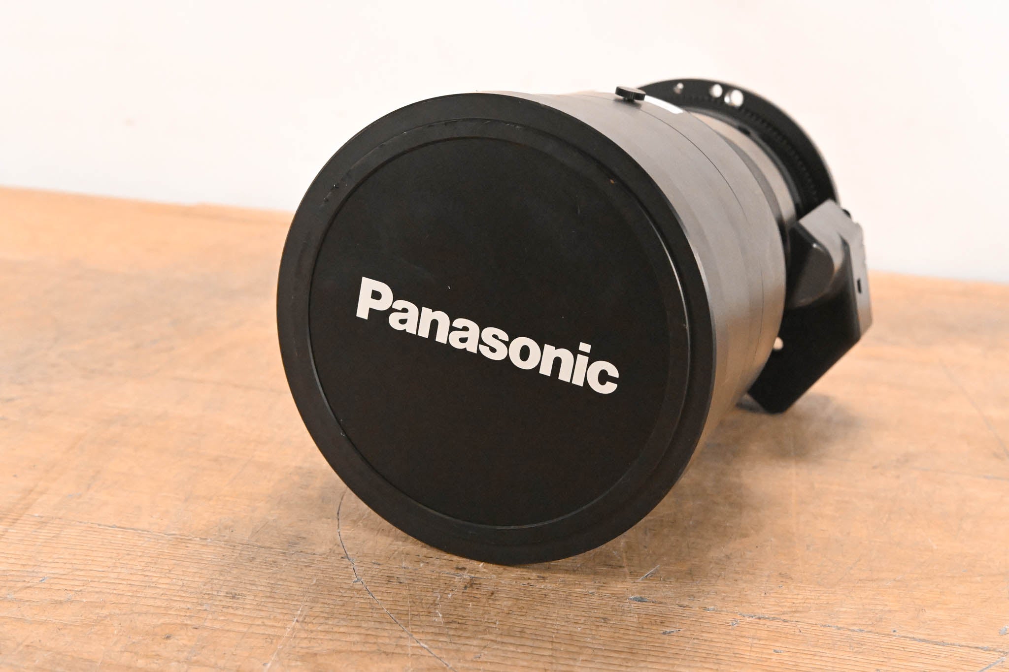 Panasonic ET-D75LE6 3-Chip DLP Projector Zoom Lens