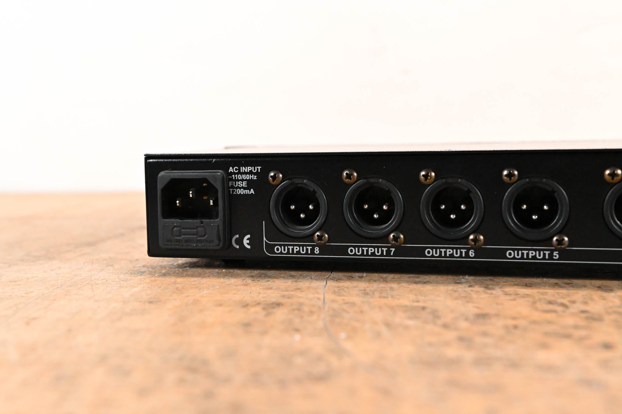 Nady SD-2418 Stereo Signal Distribution