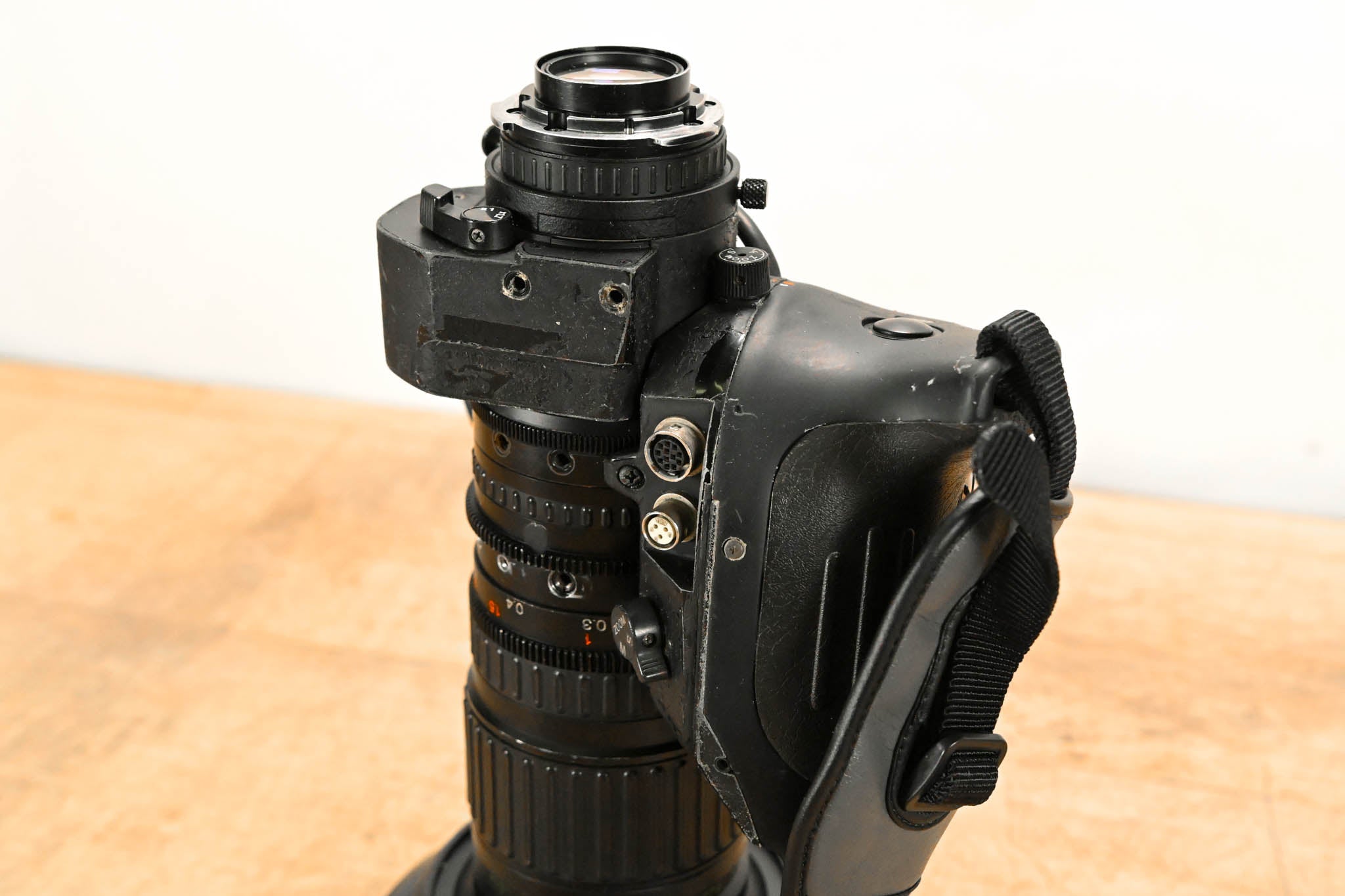 Fujinon A8.5x5.5BEVM-28B 20x Zoom 2/3" ENG Broadcast Lens