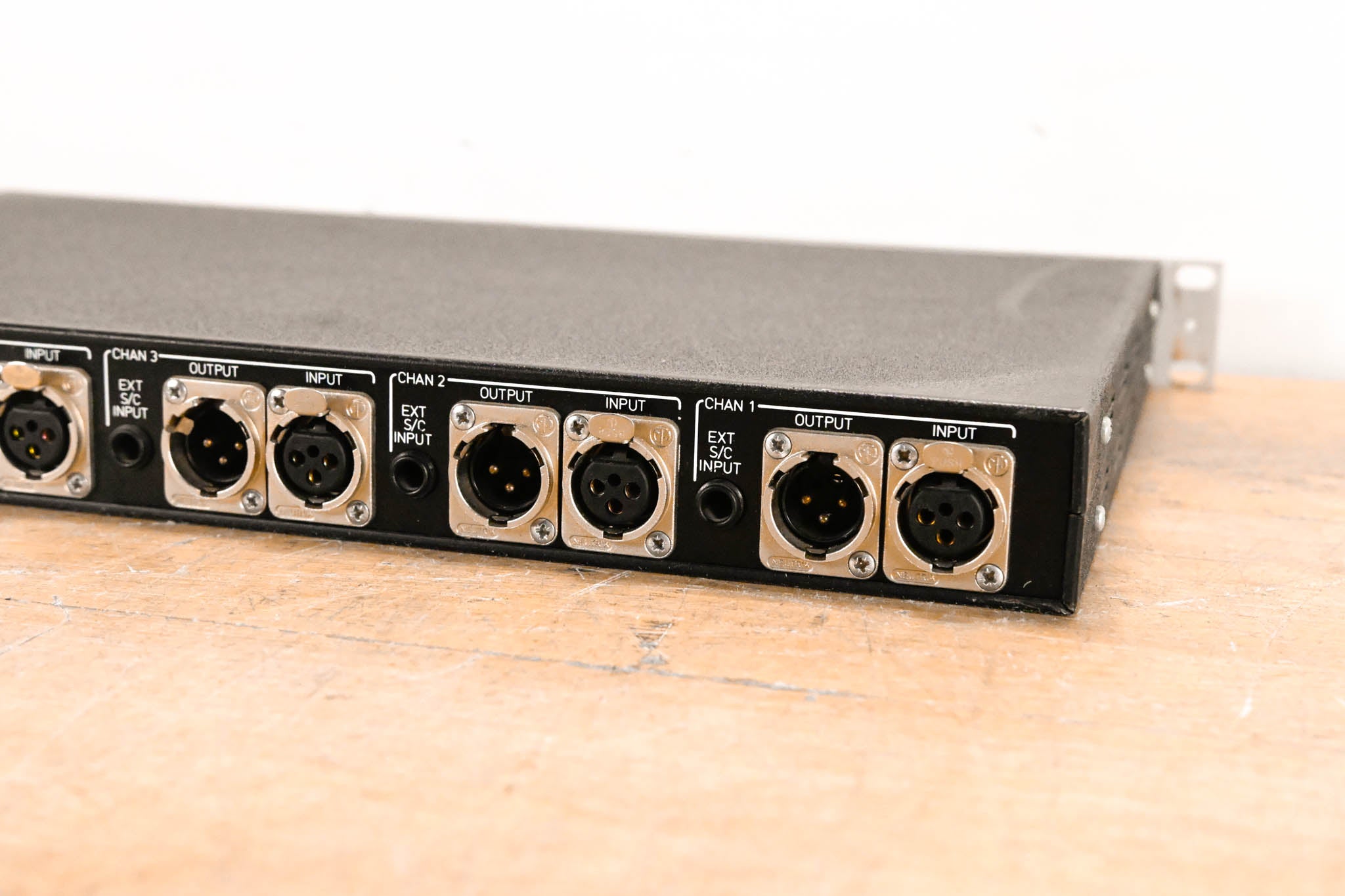 Klark Teknik DN504 Quad Compressor Limiter