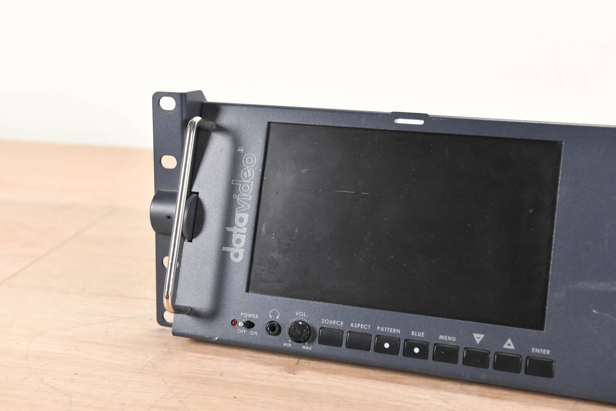 Datavideo TLM-702HD 2 x 7