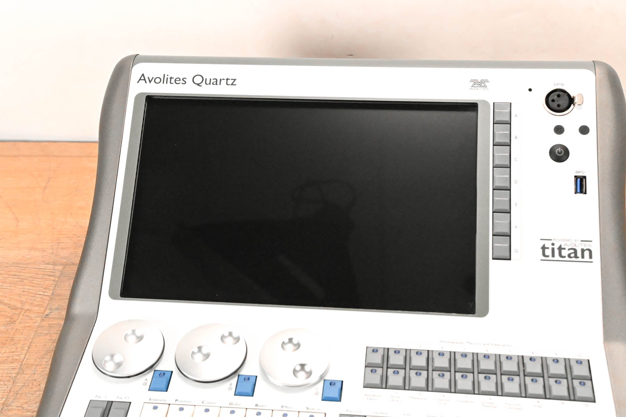 Avolites Quartz Lighting Control Console