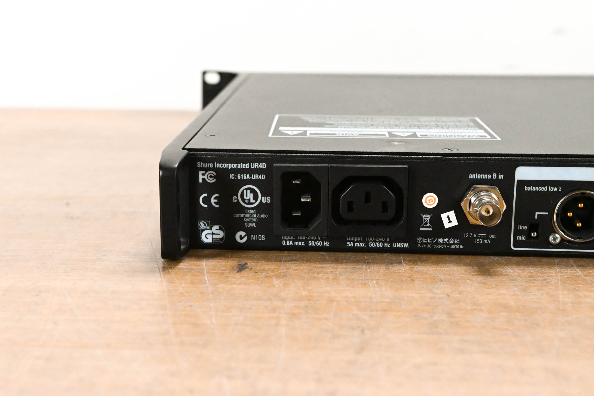 Shure UR4D Wireless Receiver w/ two UR2/SM87A Handheld Transmitters - H4
