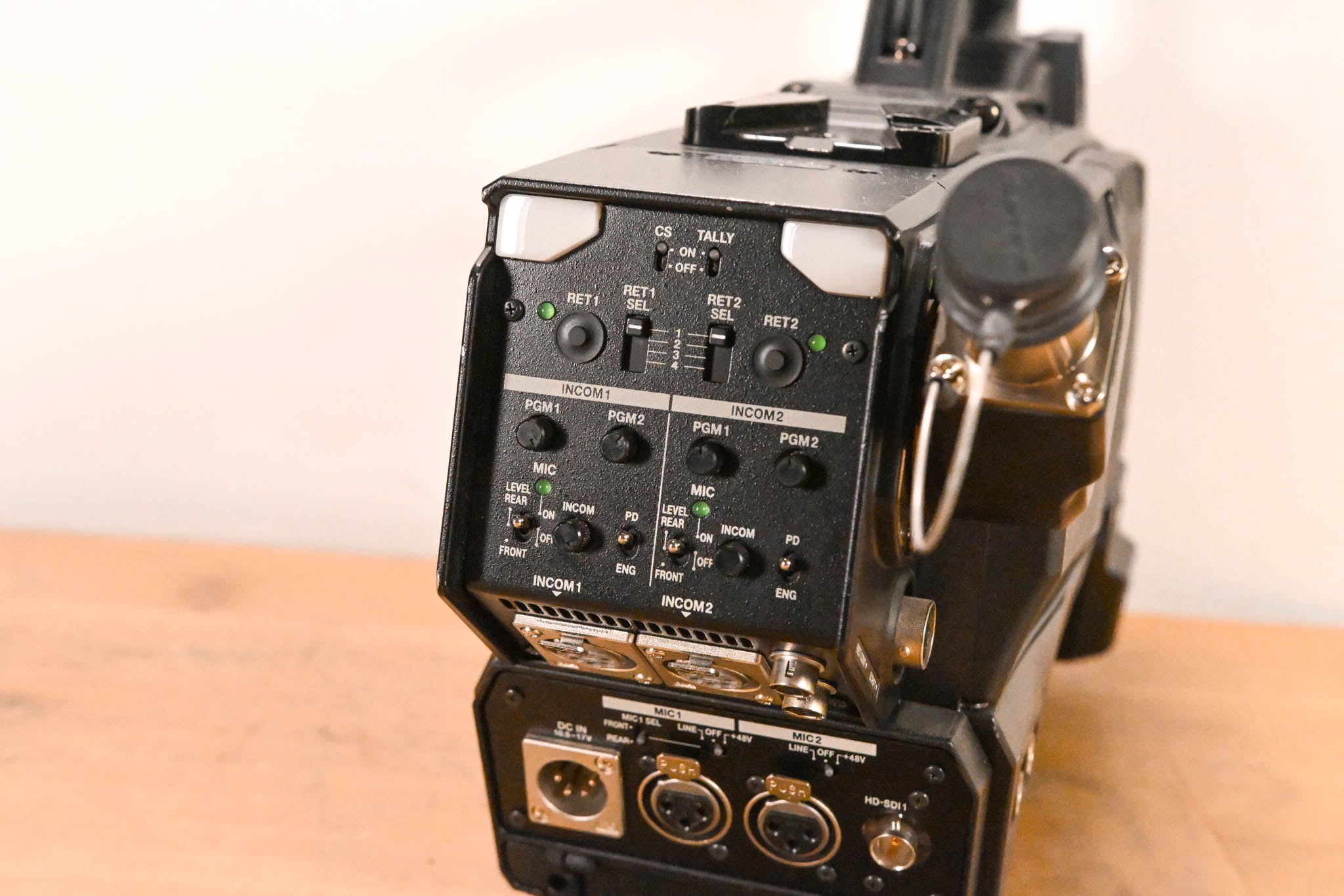Hitachi Z-HD5000 HDTV Camera with CA-HF1000 Camera Adaptor