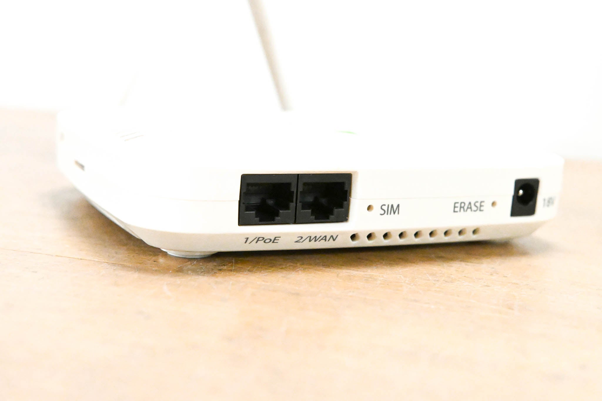 Digi International Digi 6310-DX LTE Cellular Extender (NO POWER SUPPLY)