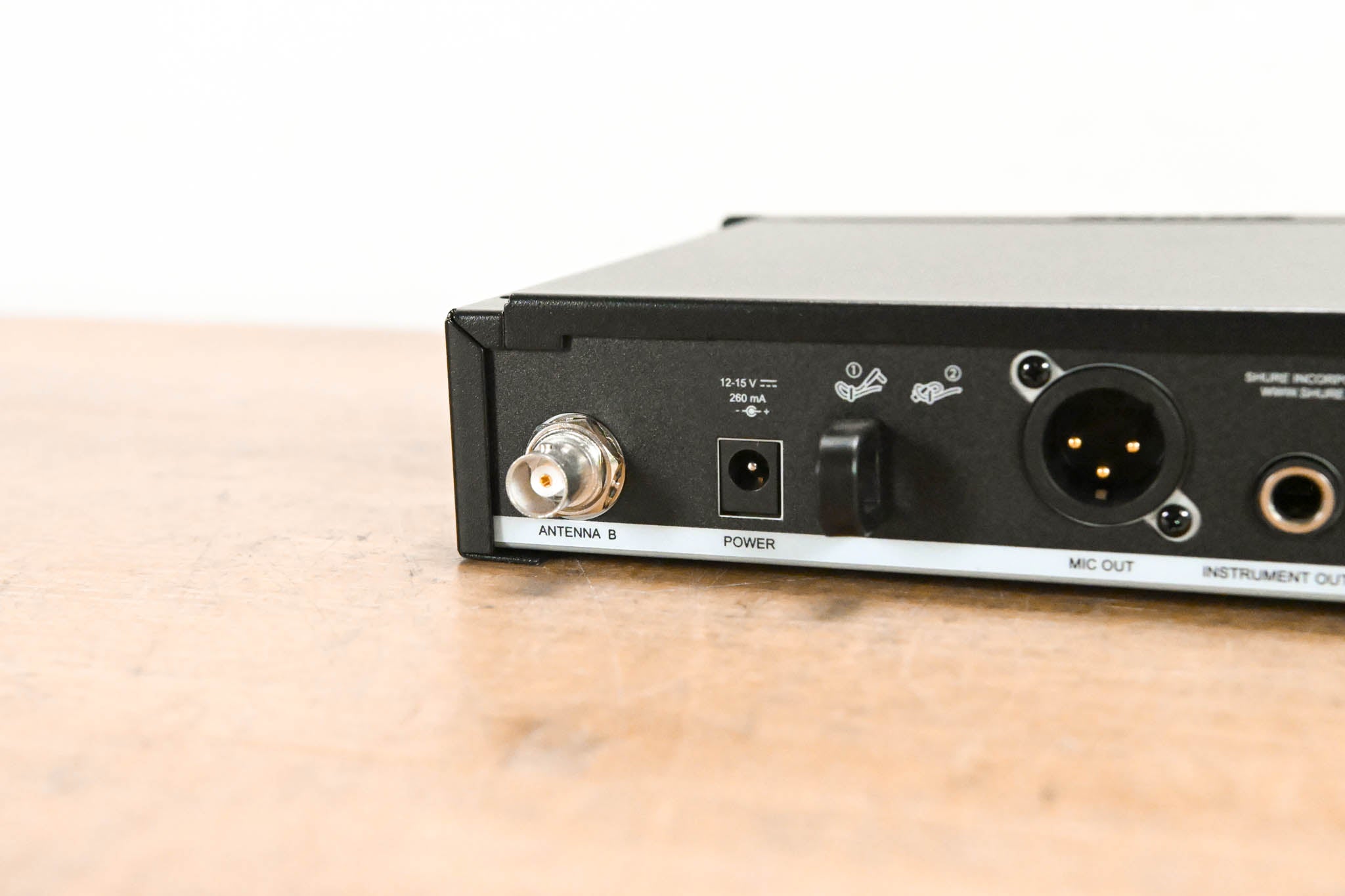 Shure BLX24R/B58 Handheld Wireless System - H10 Band (NO POWER SUPPLY)