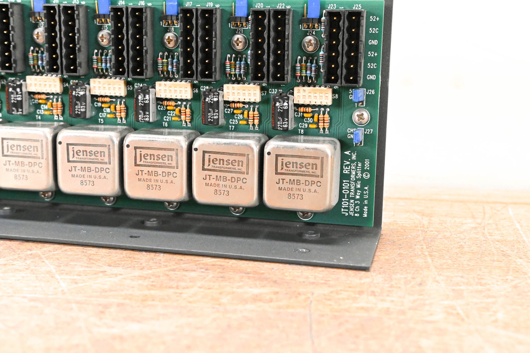 Jensen JT-MS-8N3 8-CH 3-Way Mic Splitter with Phantom Power Circuitry