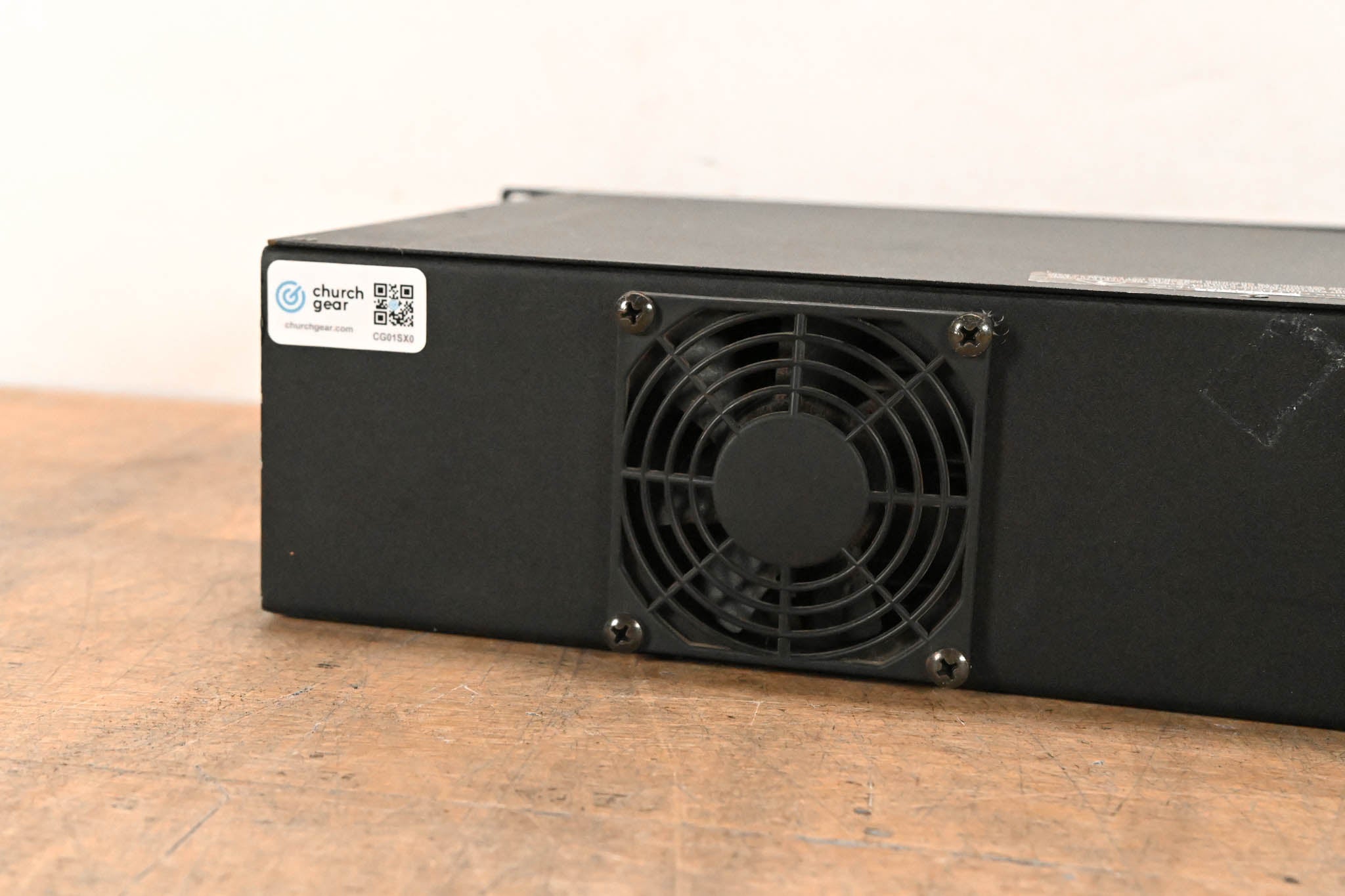 Carvin HT760M 2-Channel 750W Power Amplifier with EQ