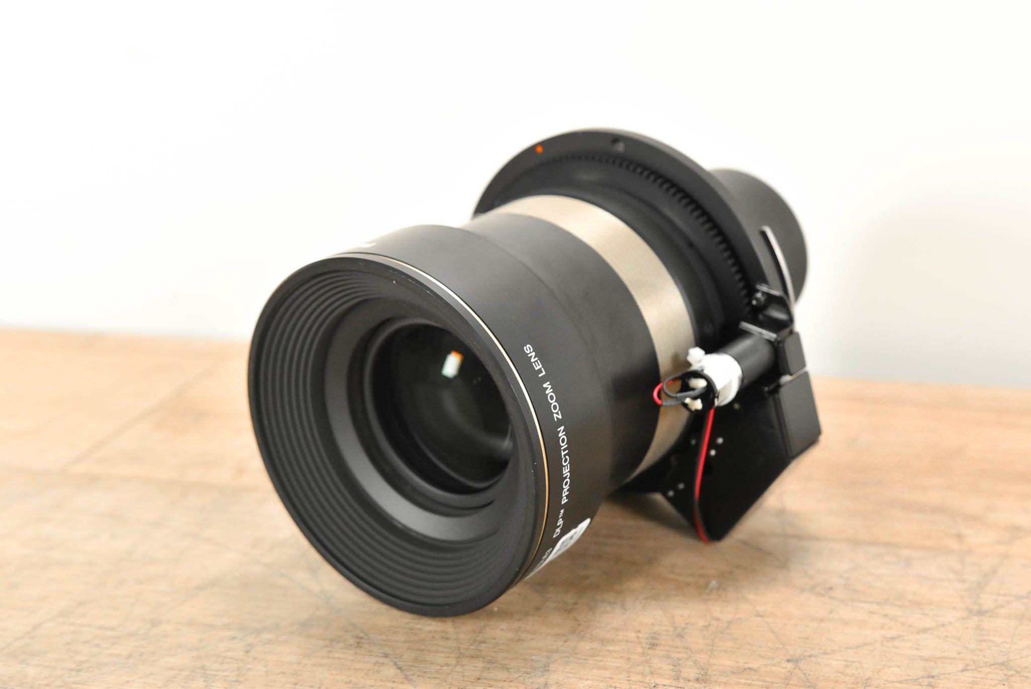 Panasonic ET-D75LE3 Zoom Lens for 3-Chip DLP Projector