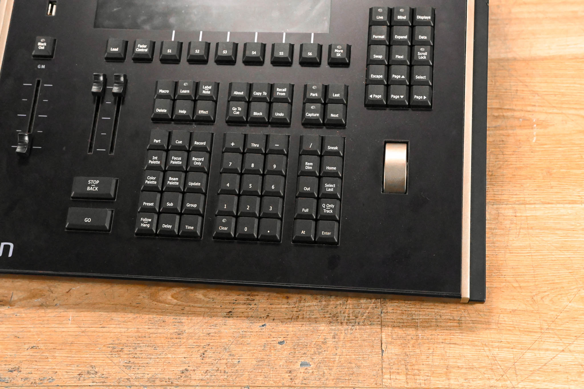 ETC ION 1000 Lighting Console with ETC 2x10 Universal Fader Wing