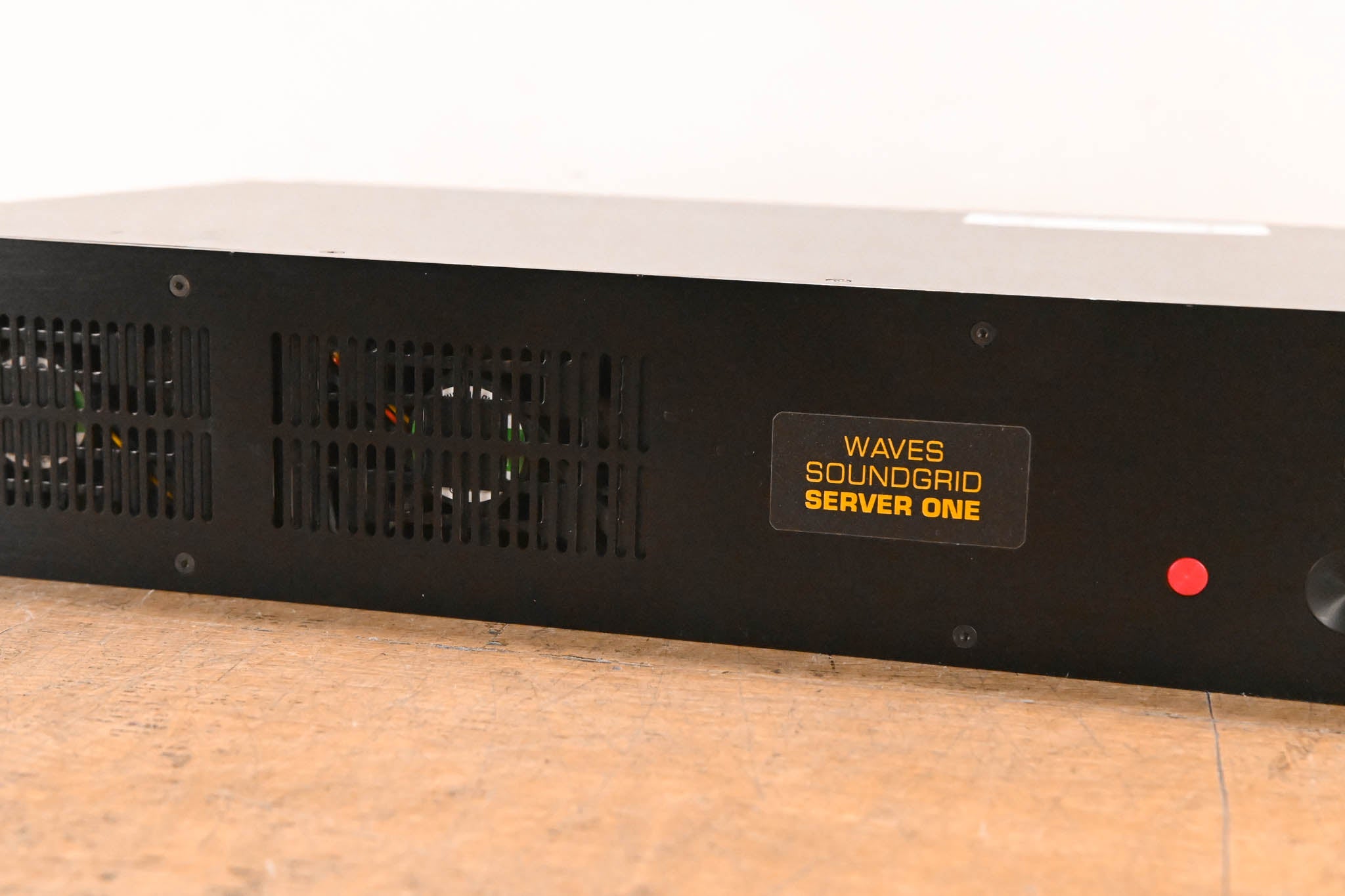 Waves SoundGrid Server One V2