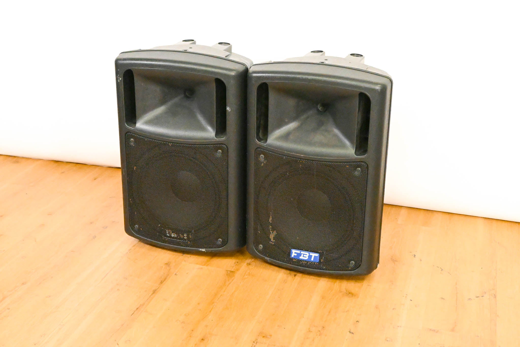 FBT MaxX 4 300W Sound Reinforcement Monitor (PAIR)