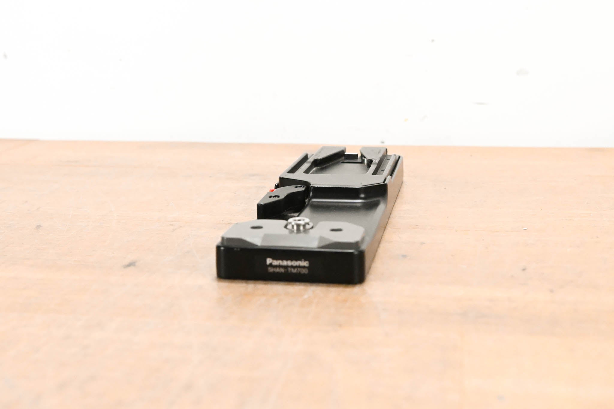 Panasonic SHAN-TM700 Quick Release Tripod Adapter