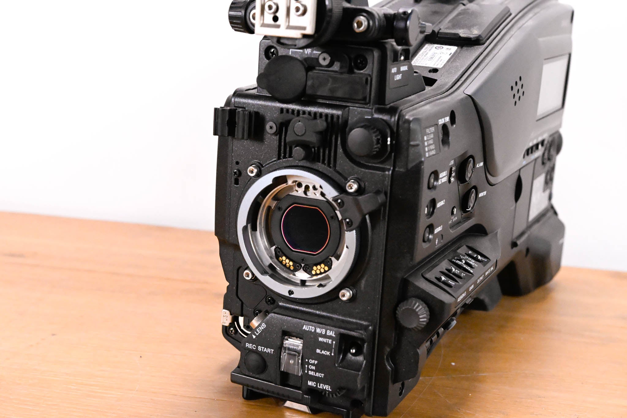 Sony PMW-320 XDCAM EX Camcorder CG01U2T