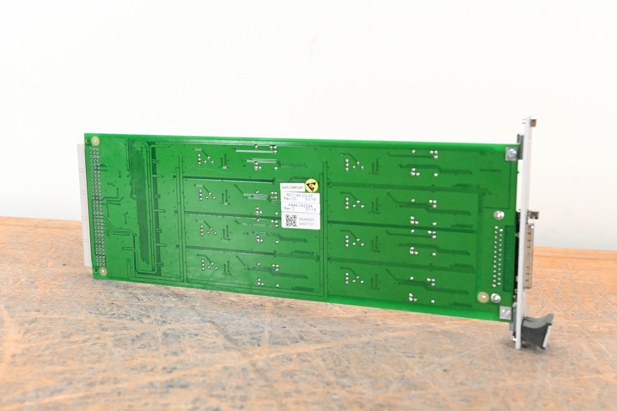 Studer 8-Channel Analog Line Out Card for D21m & D23m Modular I/O System