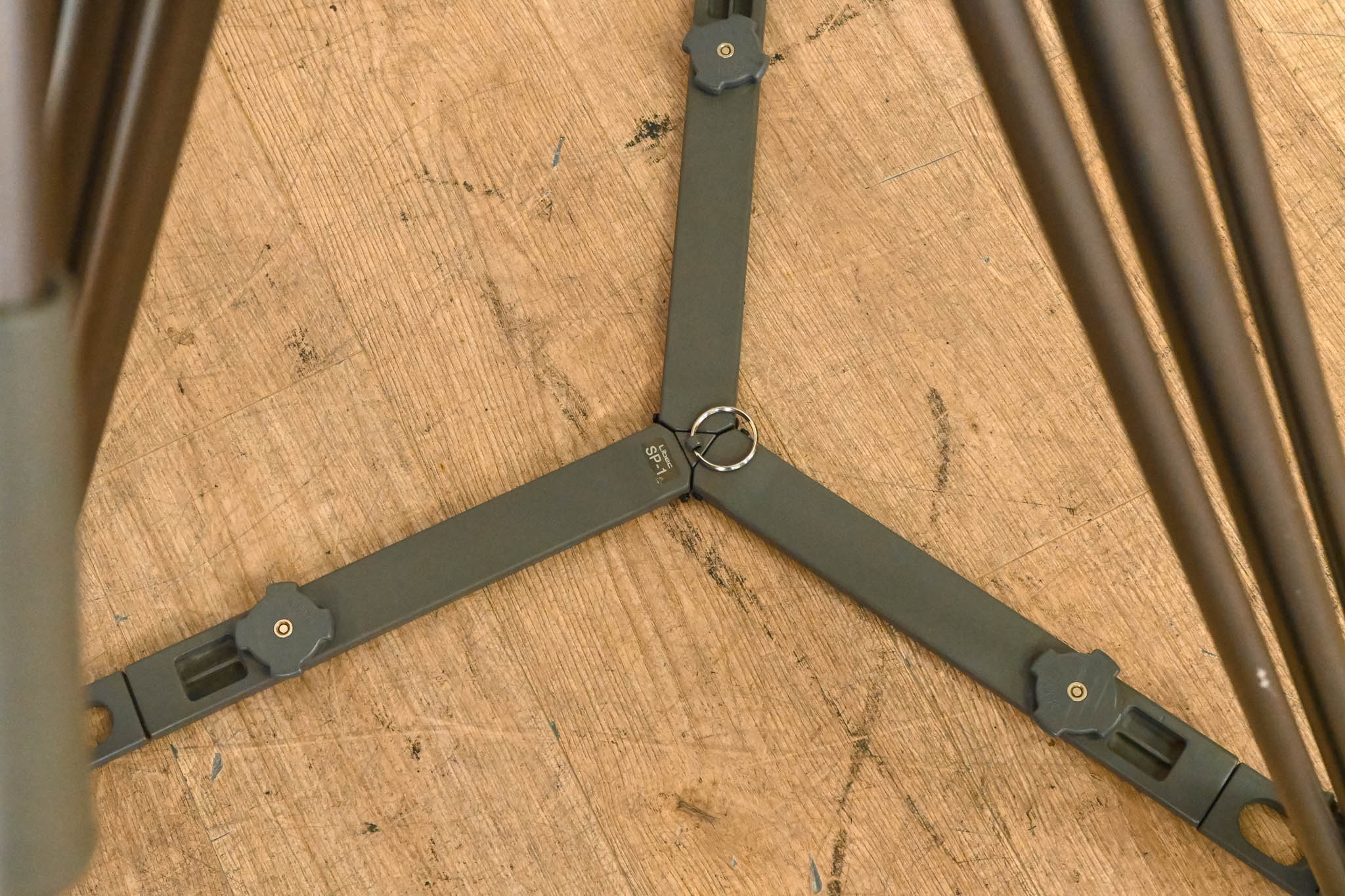 Libec H22 DV Fluid Head with T58 Tripod Legs and SP-1 Spreader