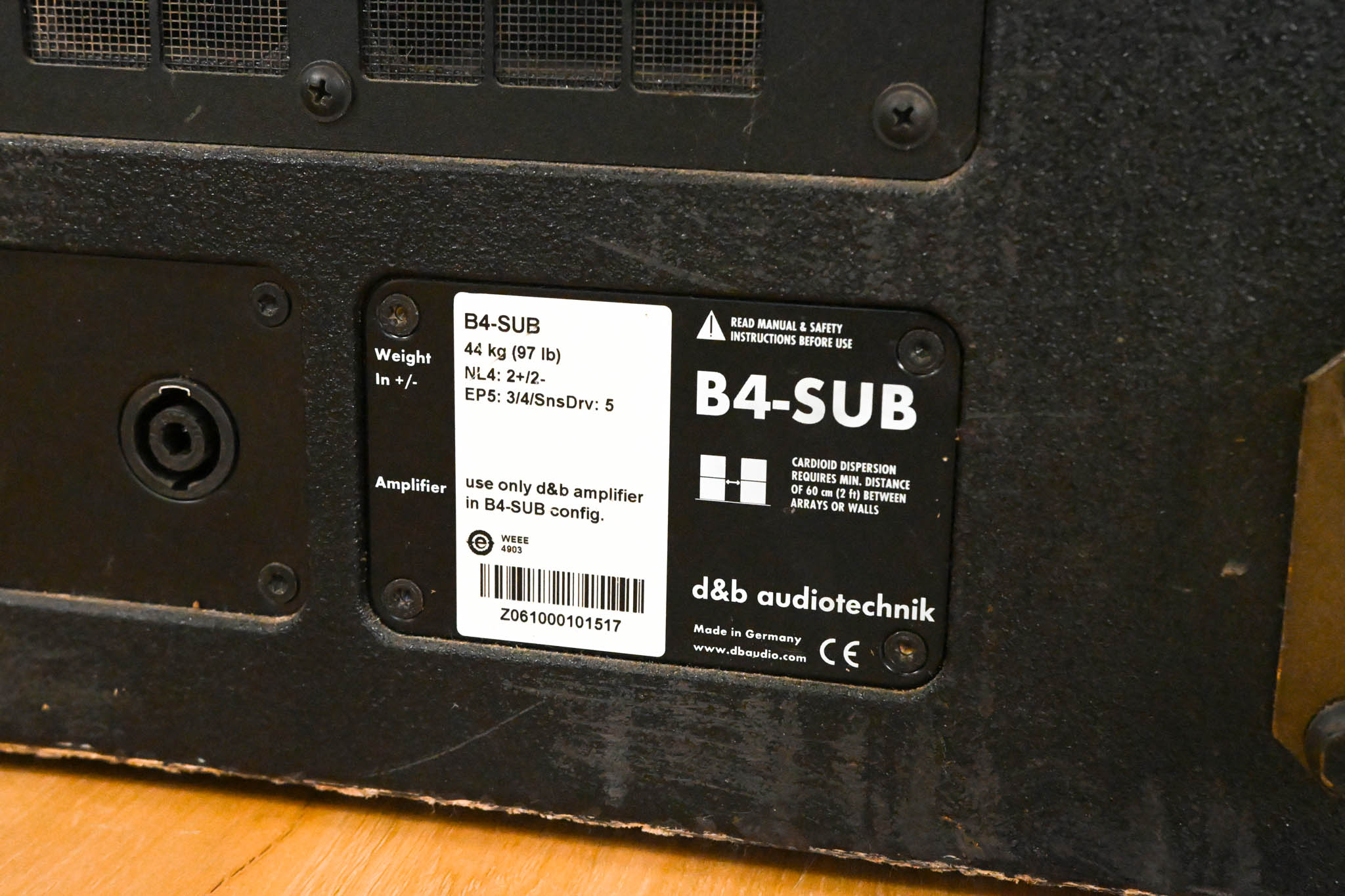 d&b audiotechnik B4-SUB Cardioid Subwoofer