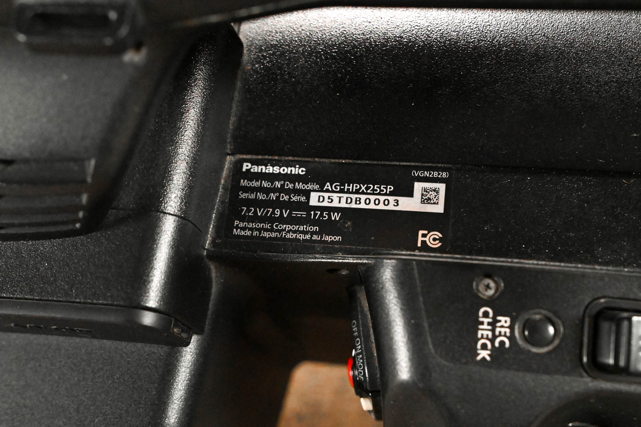 Panasonic AG-HPX255P P2 HD Handheld Camcorder CG01QM9