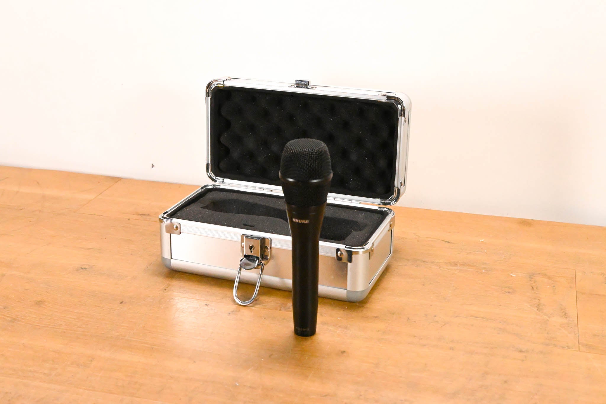 Shure KSM9HS Dual-Pattern Condenser Handheld Vocal Microphone