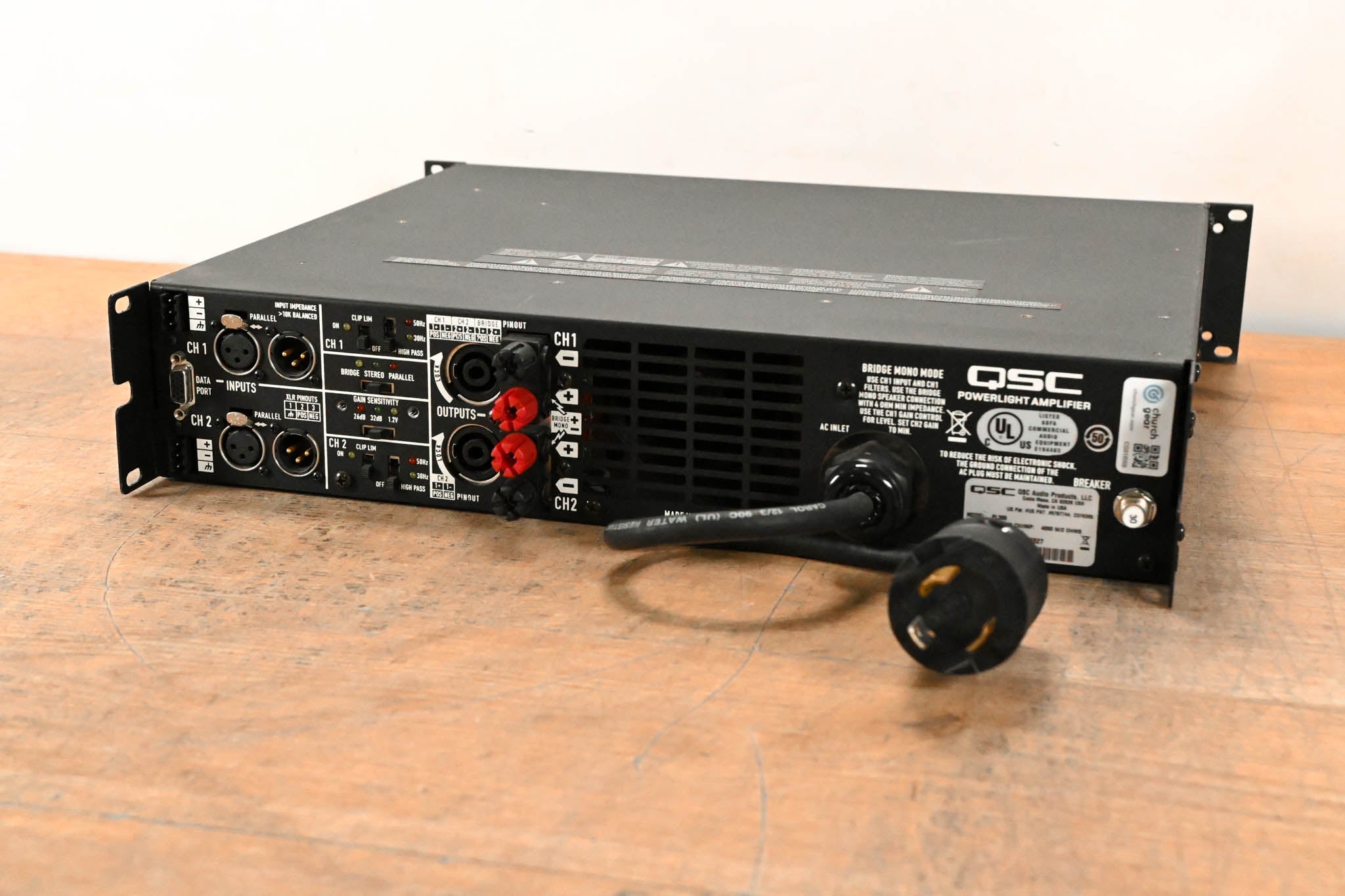 QSC PL380 Powerlight 3 Series 2-Channel Power Amplifier