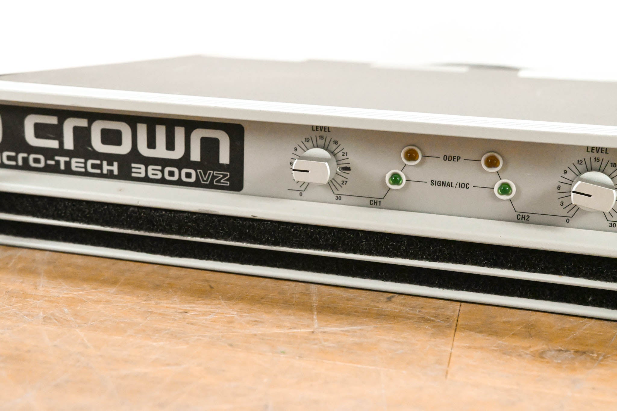 Crown Macro-Tech 3600VZ 2-Channel Power Amplifier