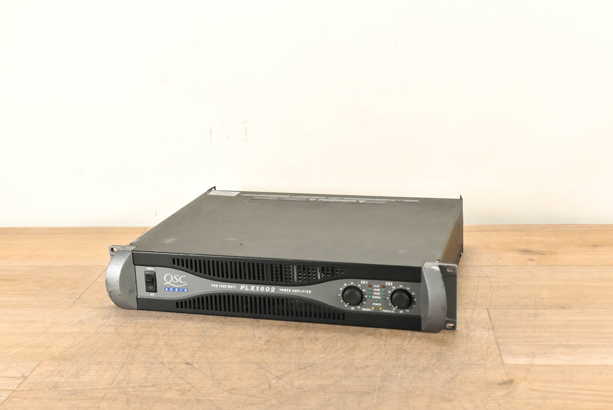 QSC PLX1602 2-Channel Power Amplifier