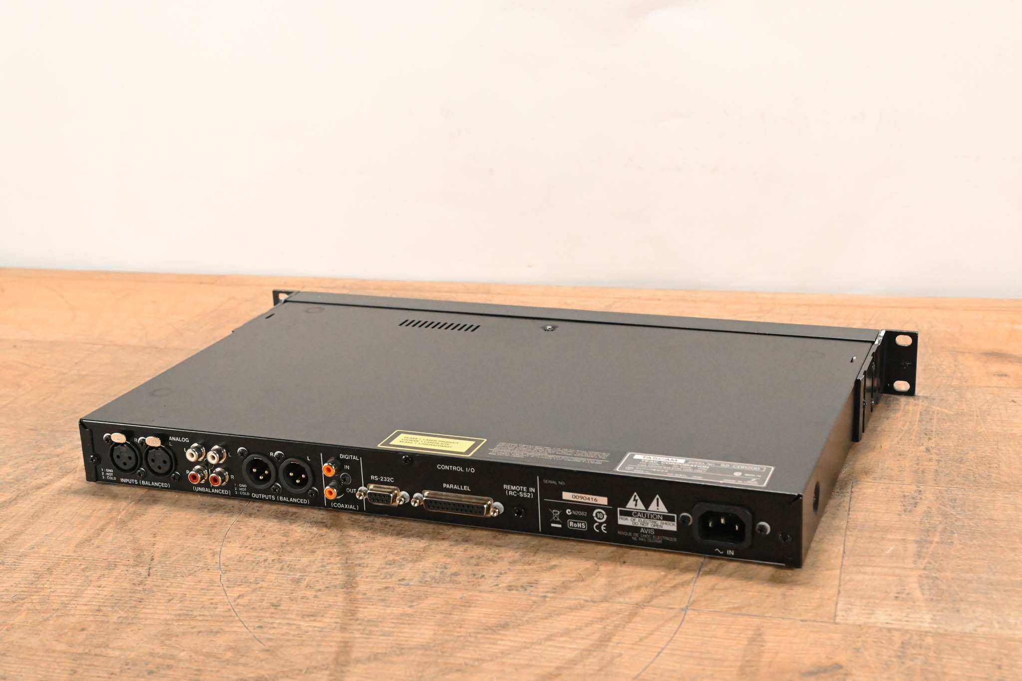 TASCAM SS-CDR200 Solid State and CD Digital Audio Recorder