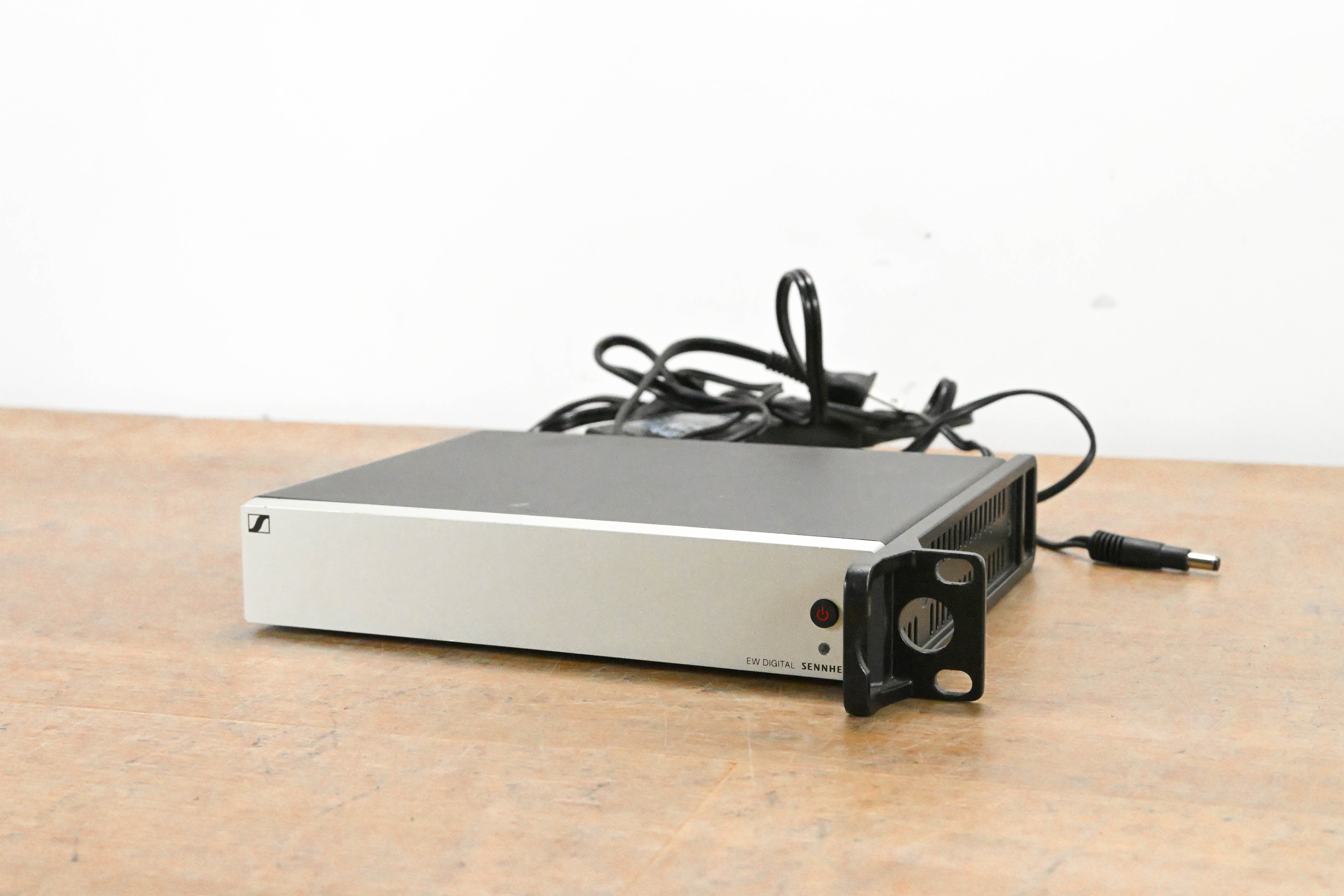 Sennheiser EW-D ASA Active Antenna Splitter 470-694 MHz