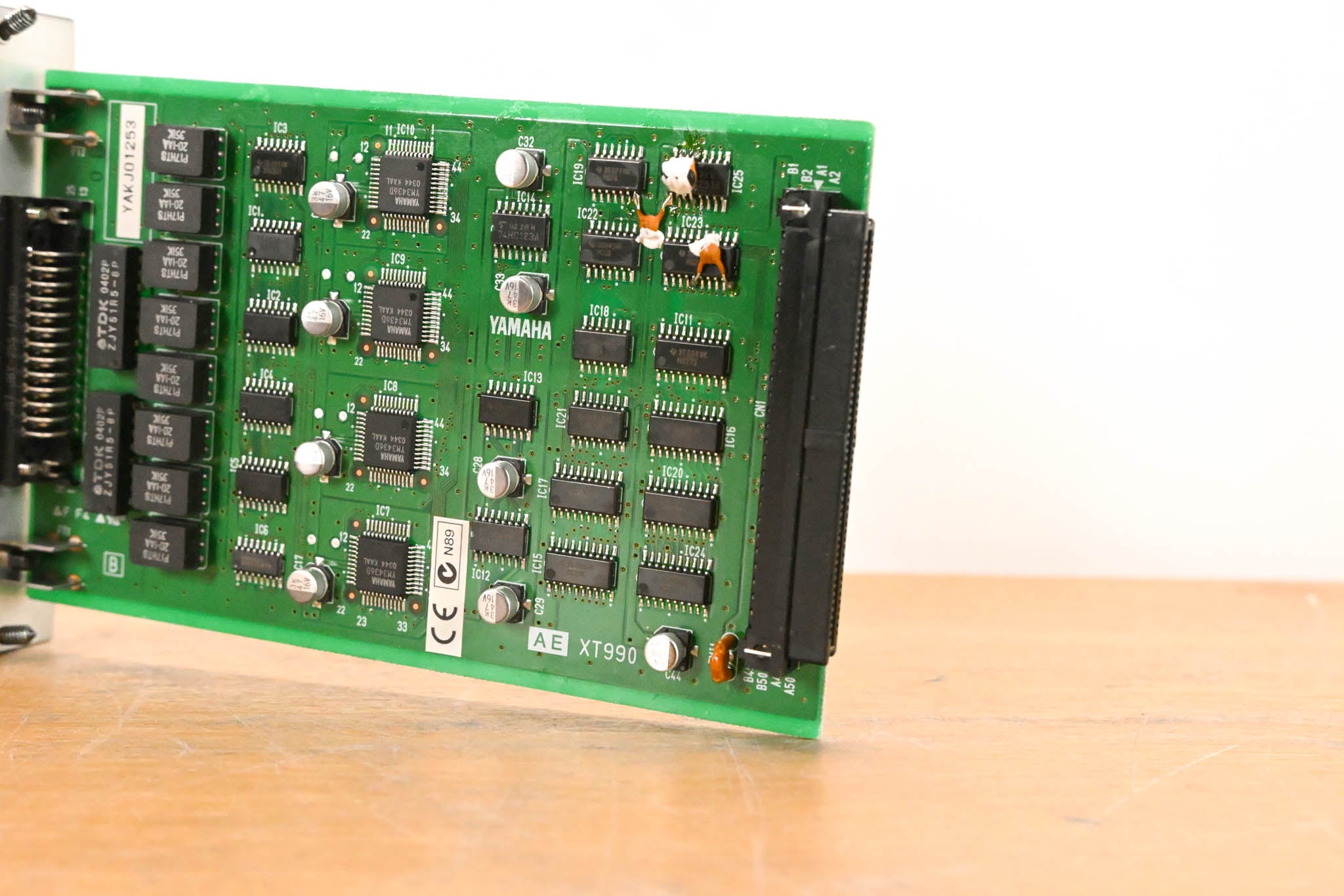 Yamaha MY8-AE 8-Channel AES/EBU Input/Output Card