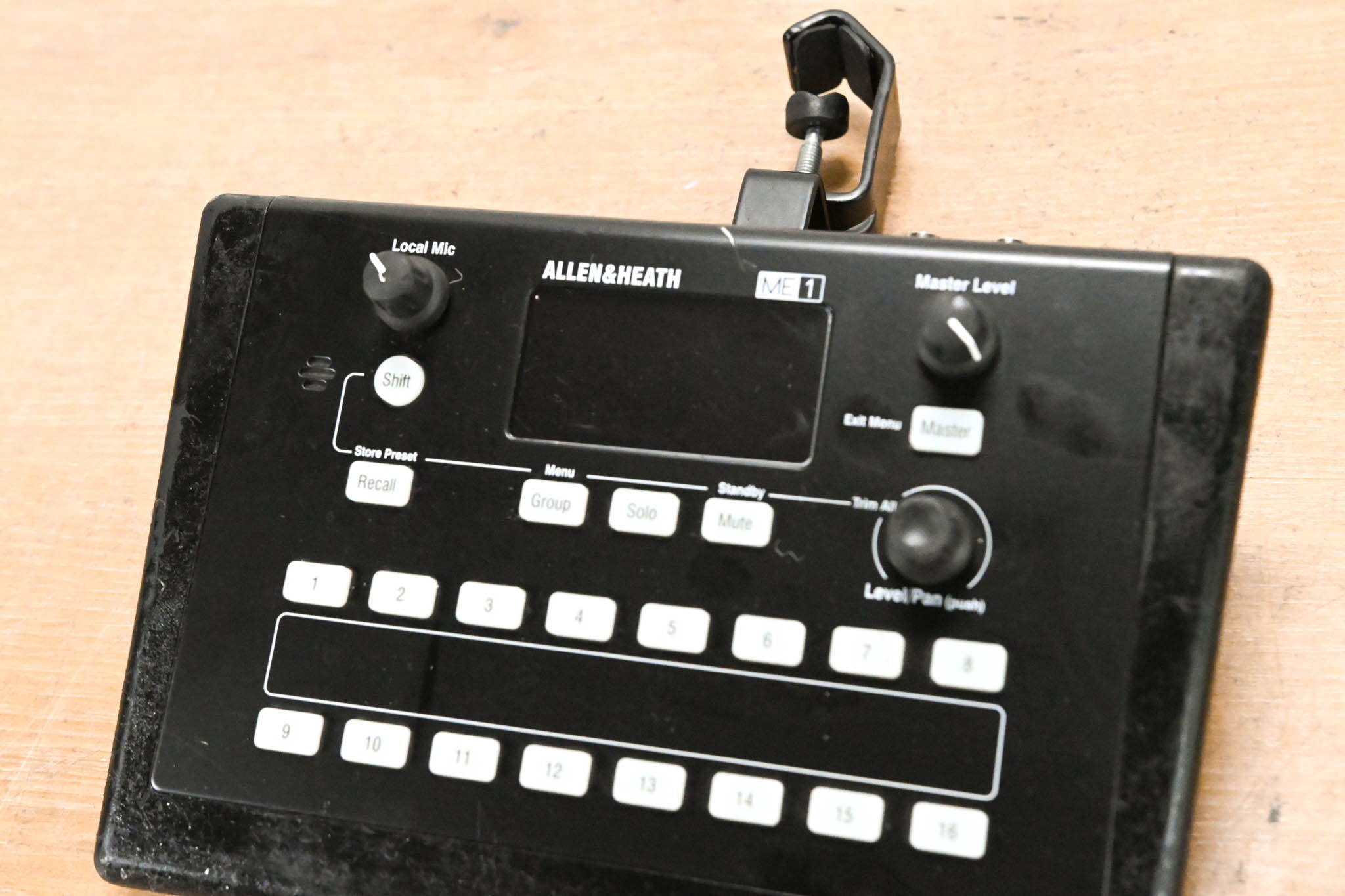 Allen & Heath ME-1 Personal Monitor Mixer