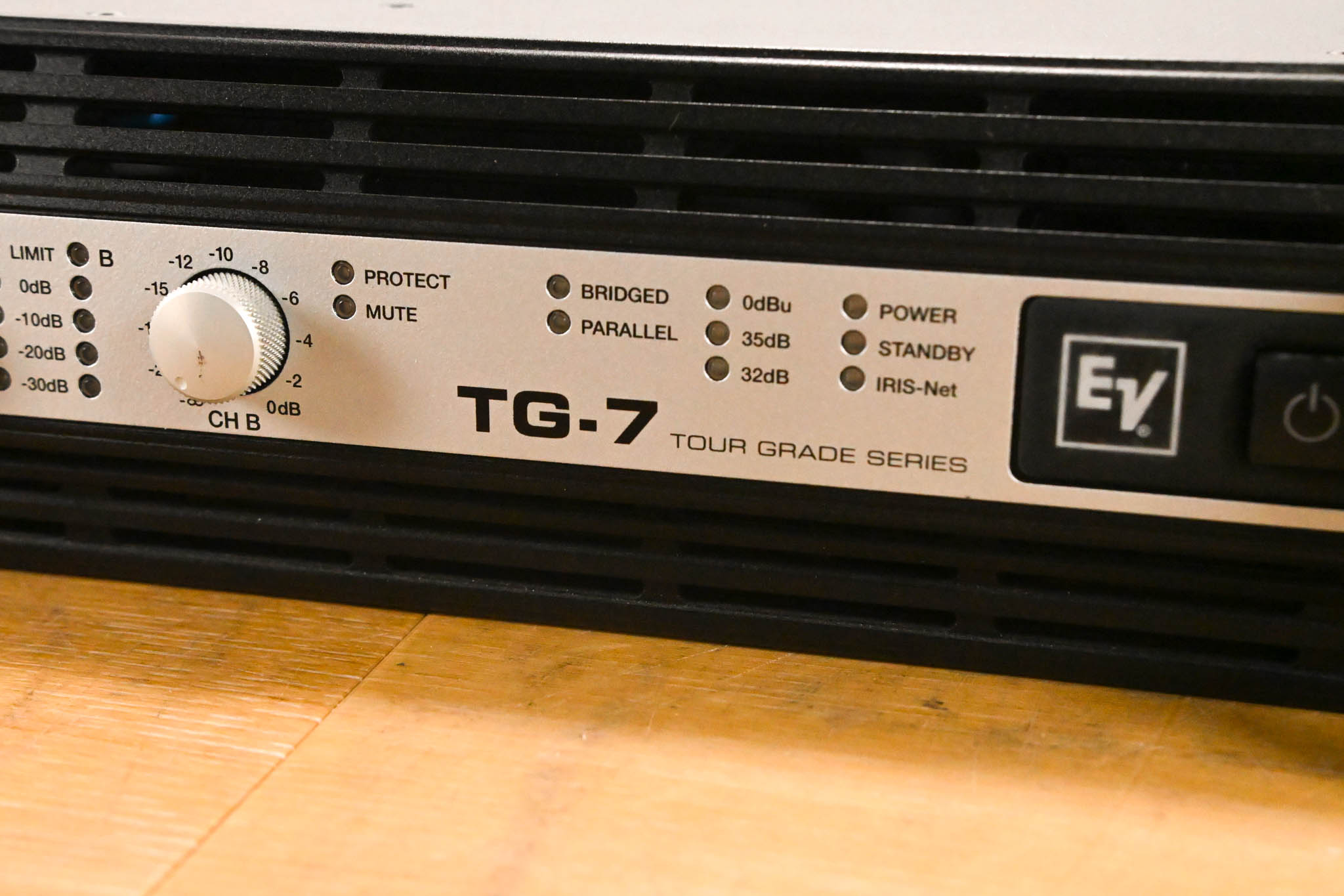 Electro-Voice (EV) TG-7 Tour-Grade Stereo Power Amplifier