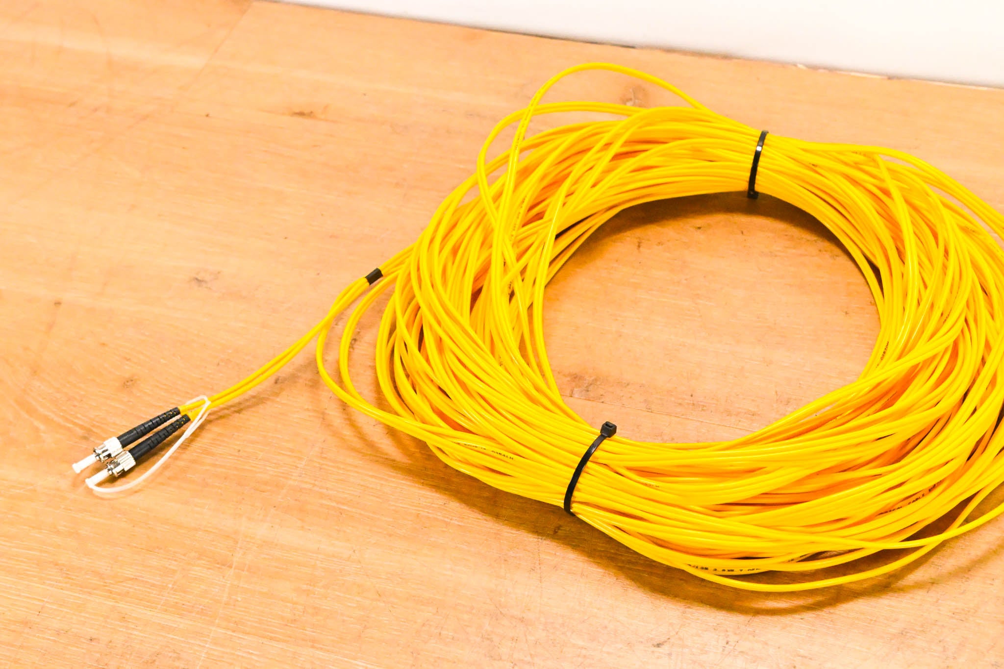 Unbranded ST-ST SMF-28e Single Mode Duplex Fiber Optic Cable - 100'