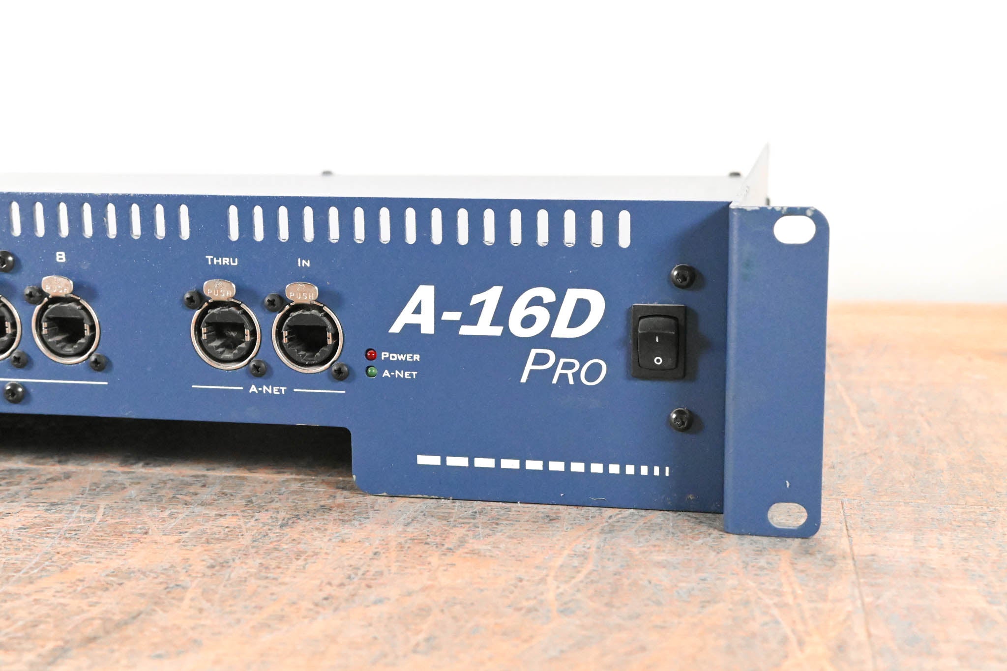 Aviom A-16D Pro A-Net Distributor