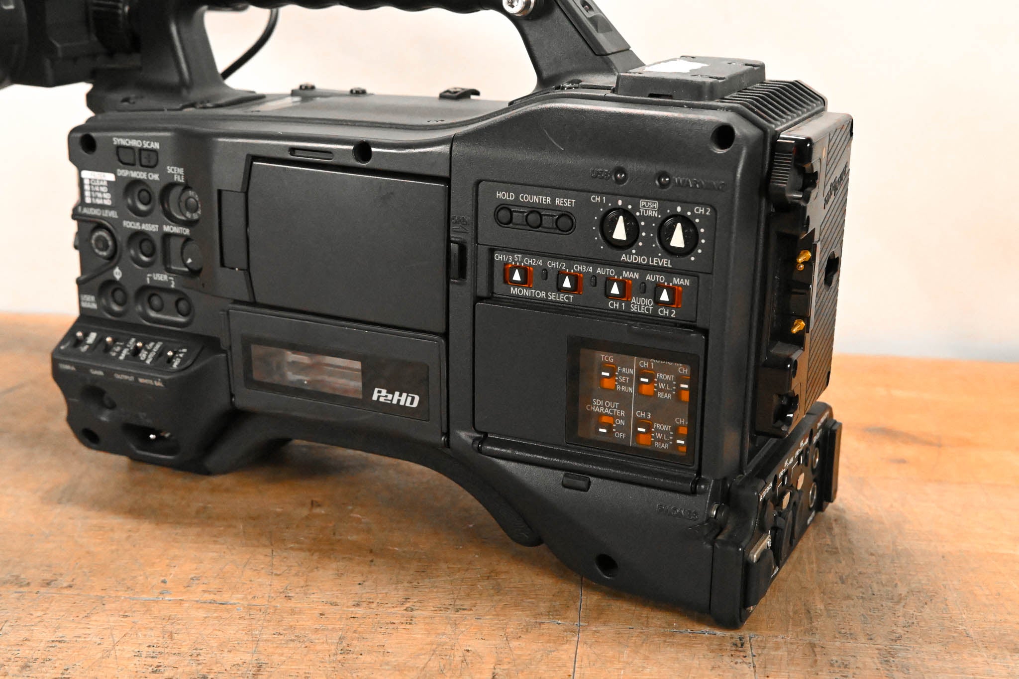 Panasonic AG-HPX370P 1/3" ENG P2HD Camcorder