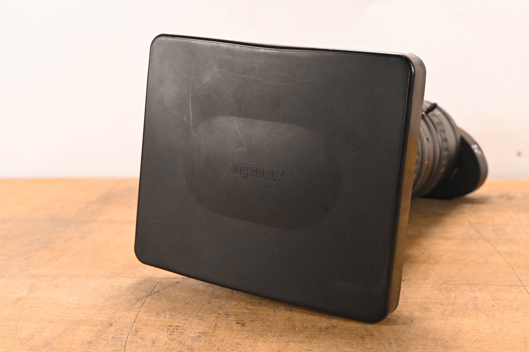 Angénieux AIF-HD T40x11BESSD HD 1:2/11-440mm Broadcast Box Lens