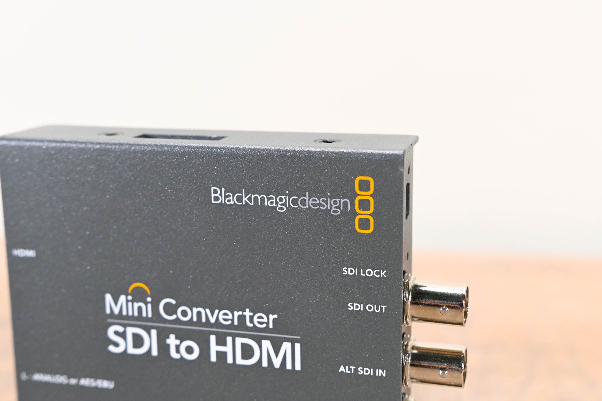 Blackmagic Design Mini Converter - SDI to HDMI (NO POWER SUPPLY)