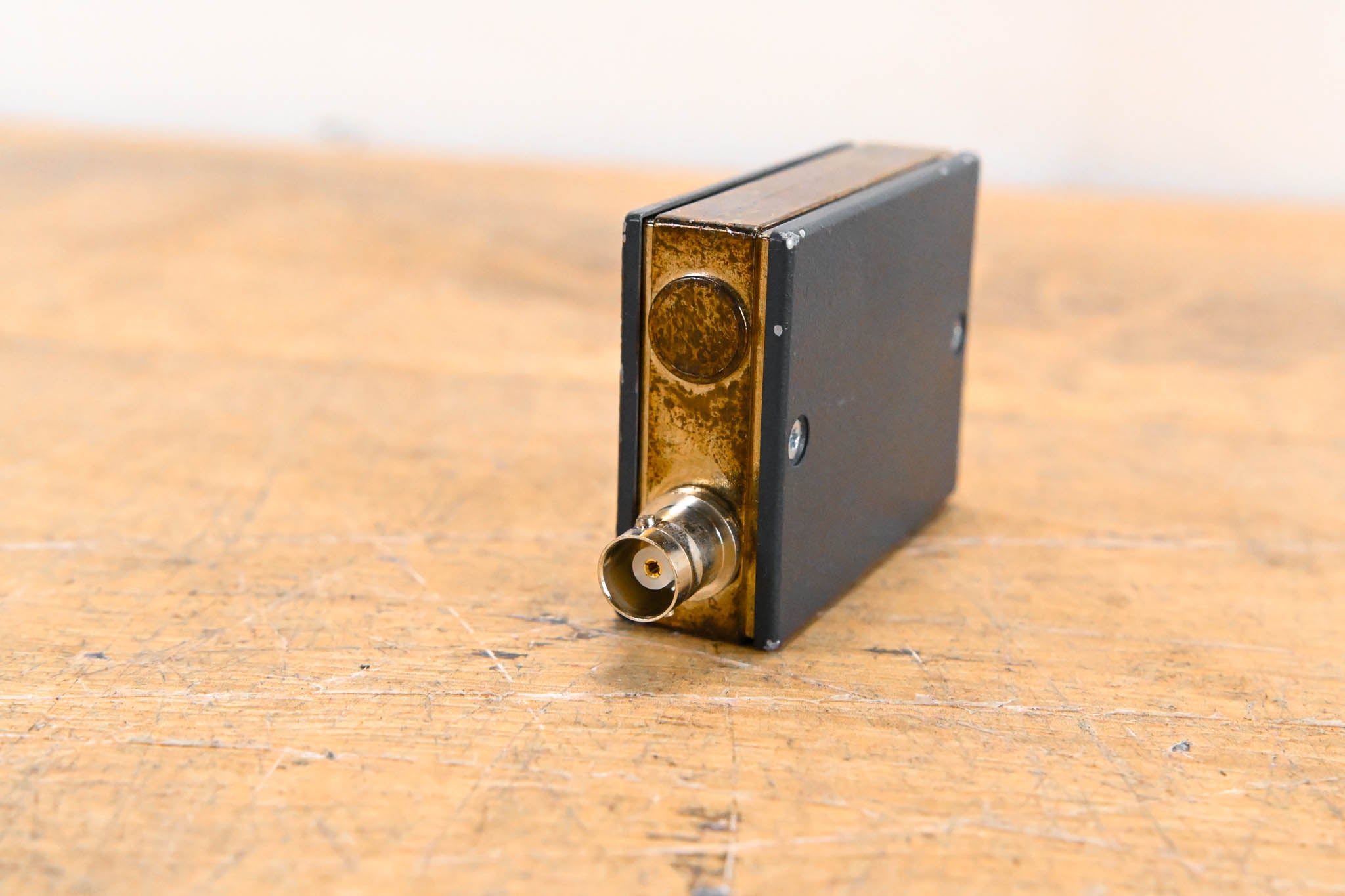 Sennheiser AB2-A Antenna Booster - A Range: 518-554 MHz