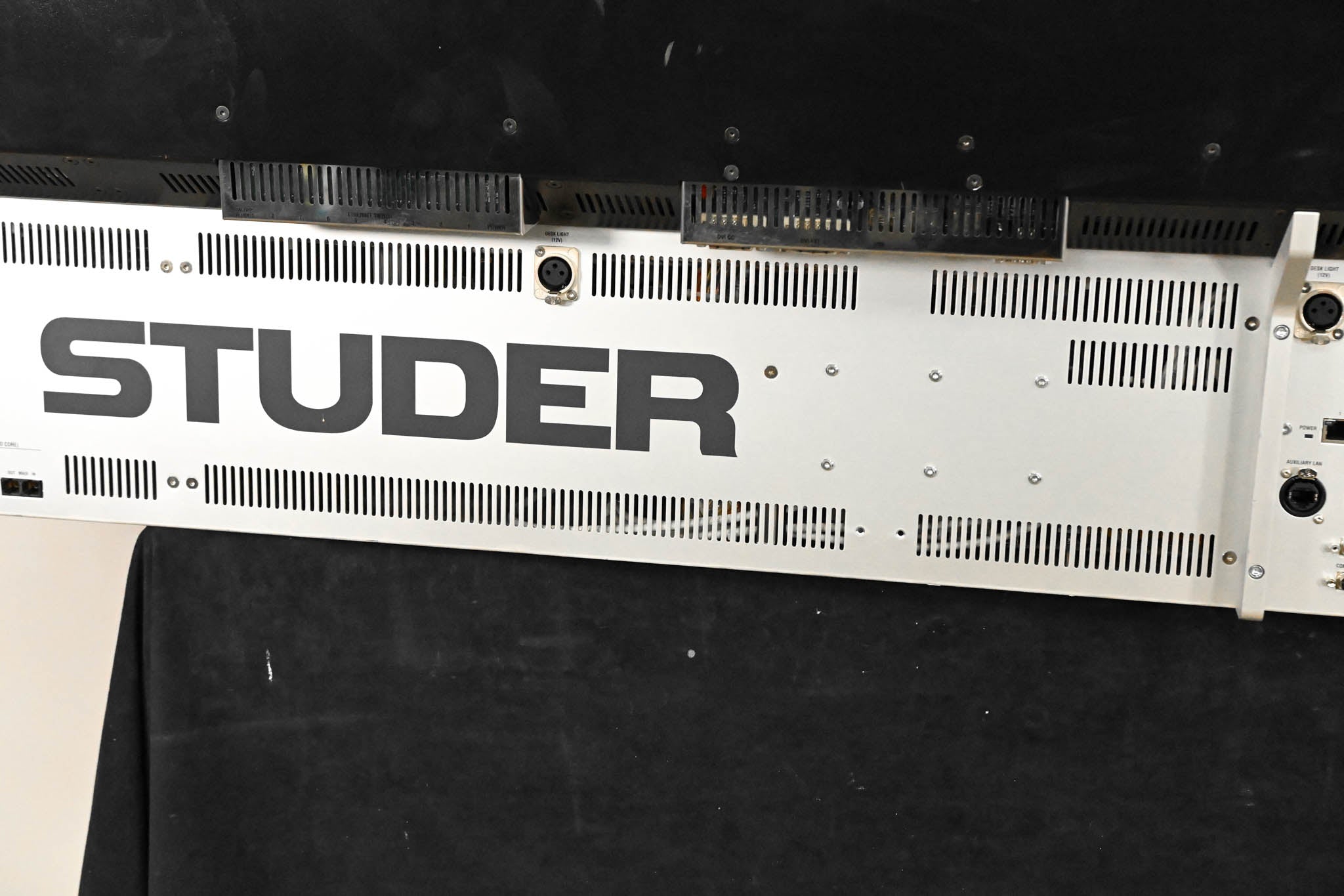 Studer Vista 5 M3 Digital Mixing Console