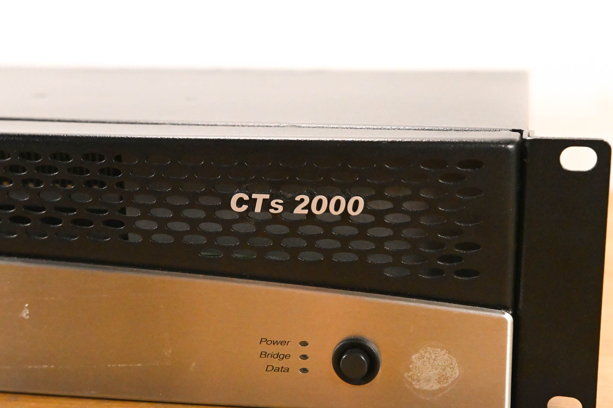 Crown CTs 2000 2-Channel 1000W Power Amplifier