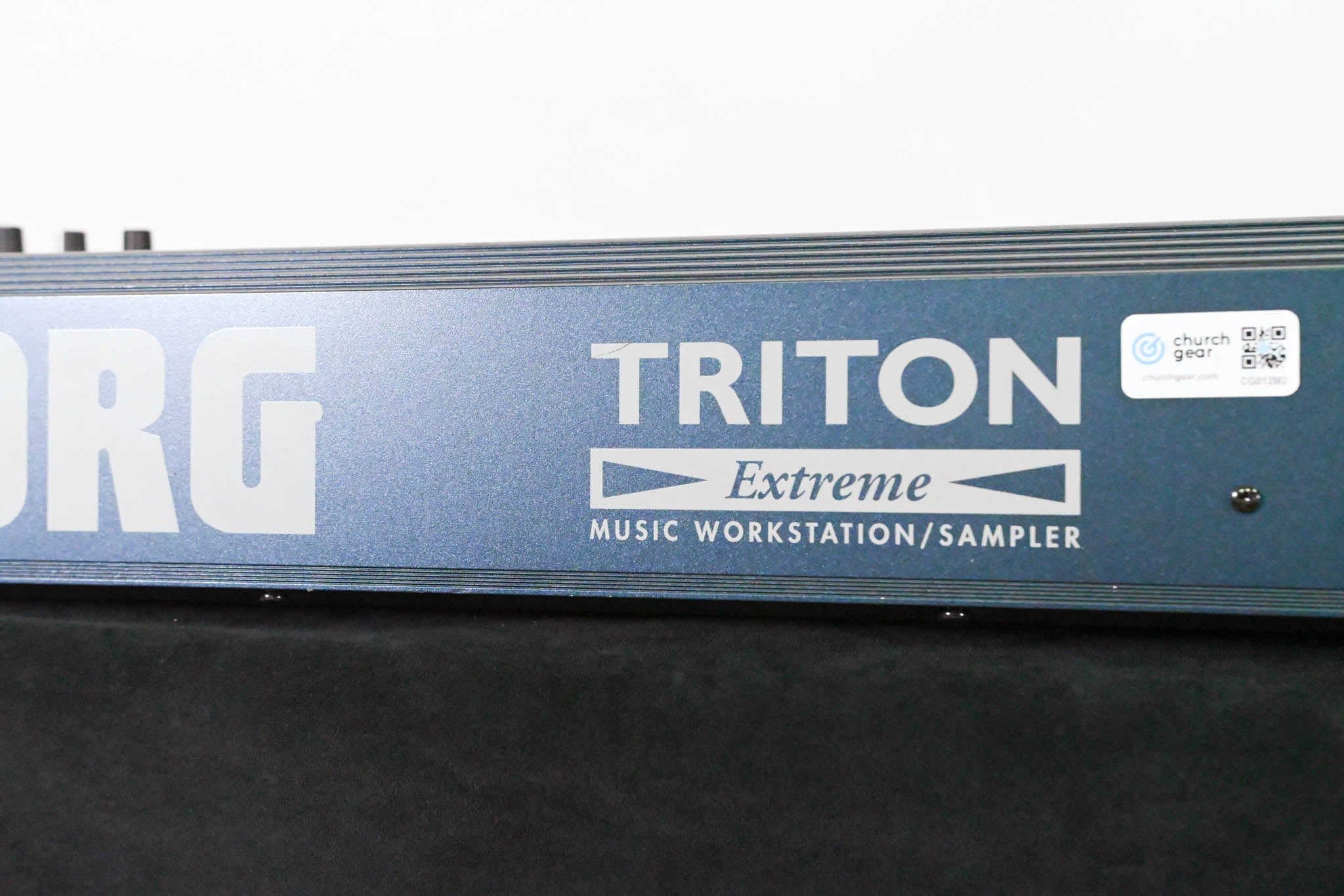Korg Triton Extreme 76 76-Key 120-Voice Polyphonic Workstation