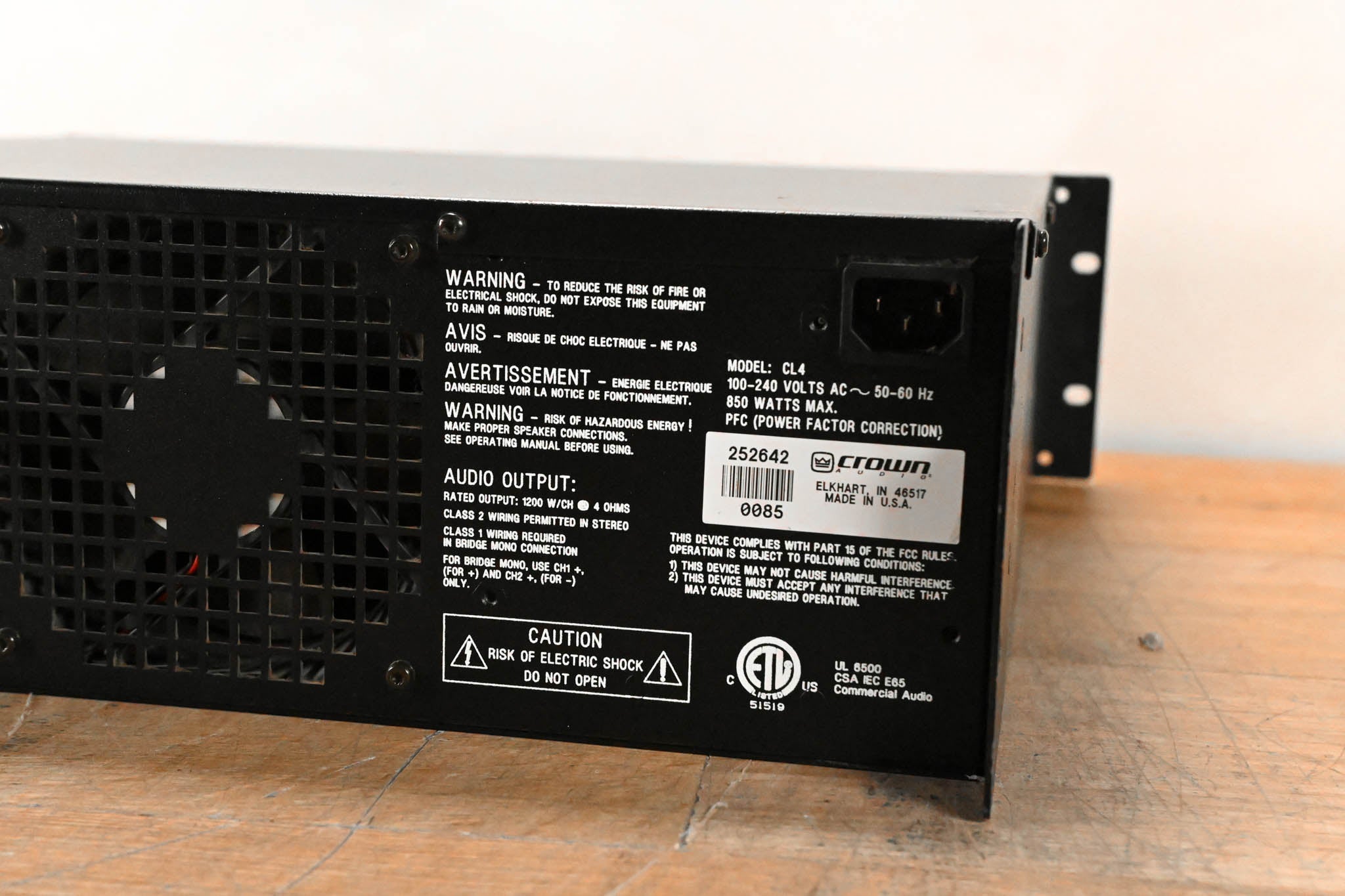 Crown CL4 2-Channel Power Amplifier