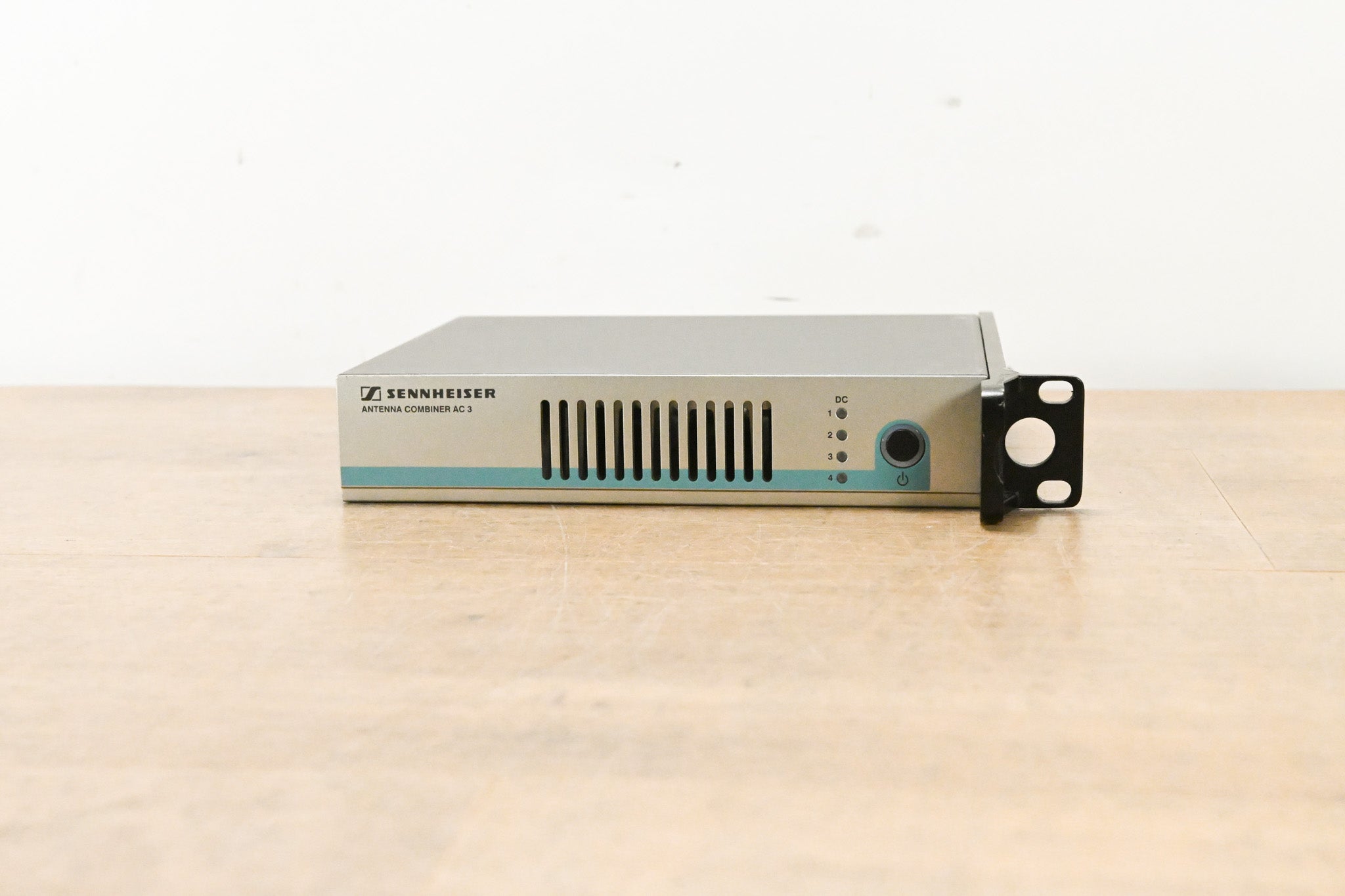 Sennheiser AC 3 Antenna Combiner (NO POWER SUPPLY)