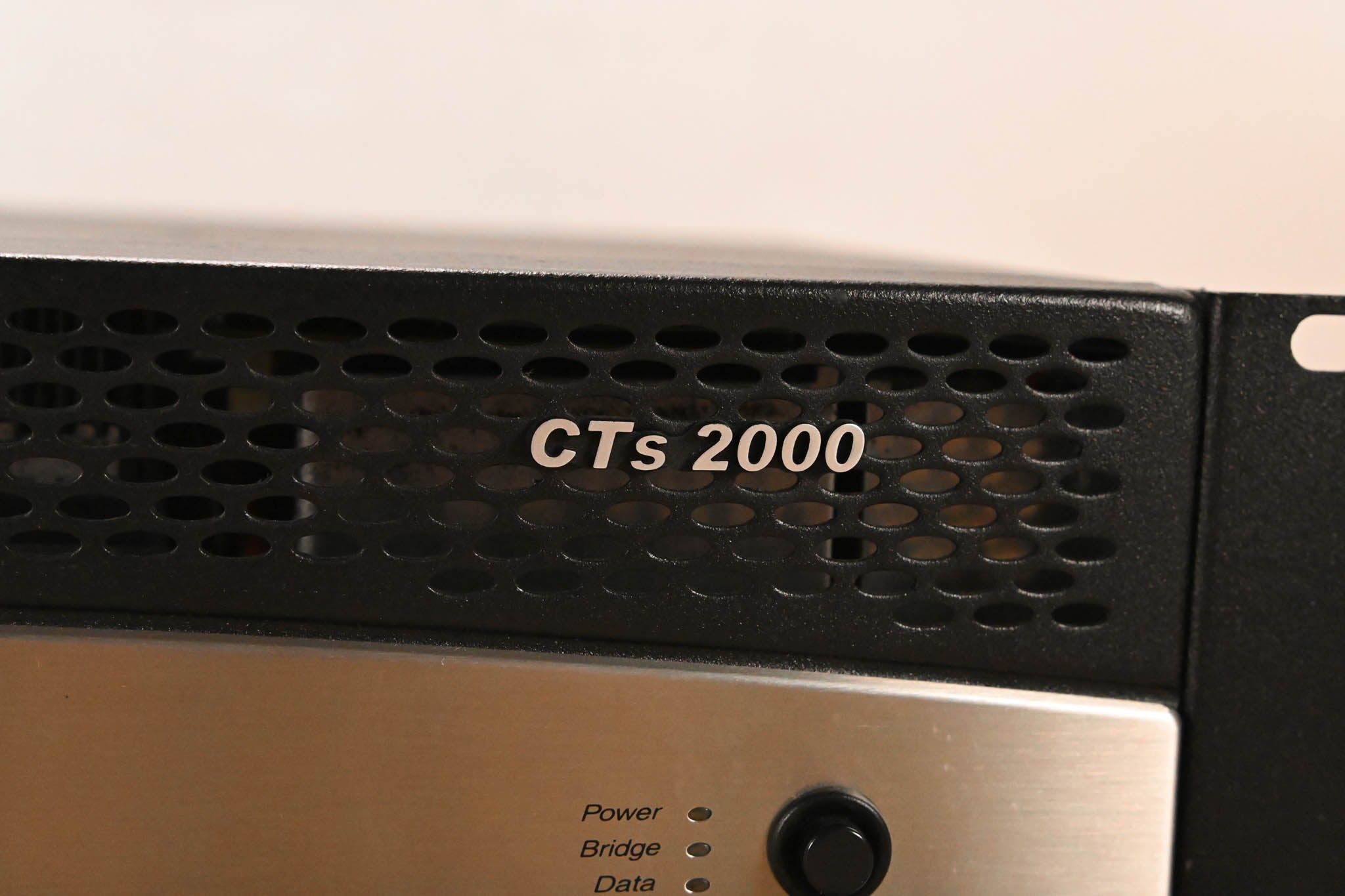 Crown CTs 2000 Two-Channel 1000W Power Amplifier