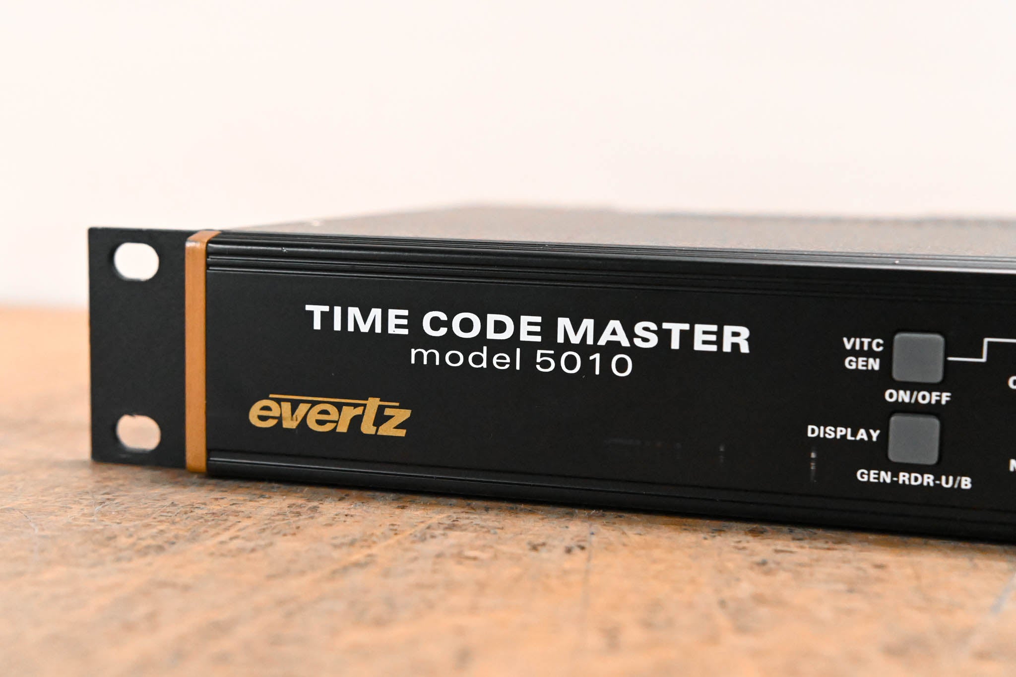 Evertz 5010 Timecode Generator