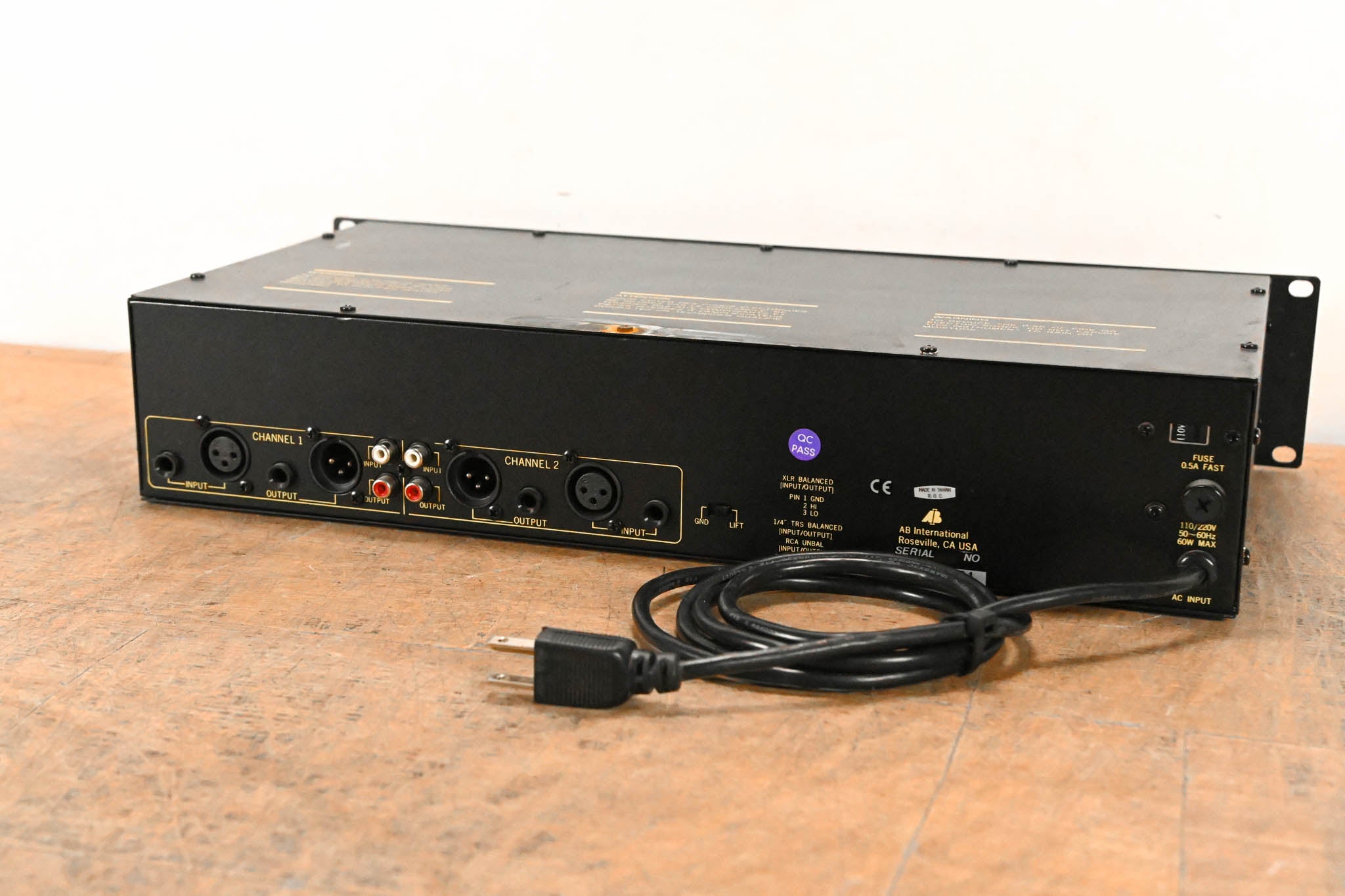 AB International 231 Graphic Equalizer