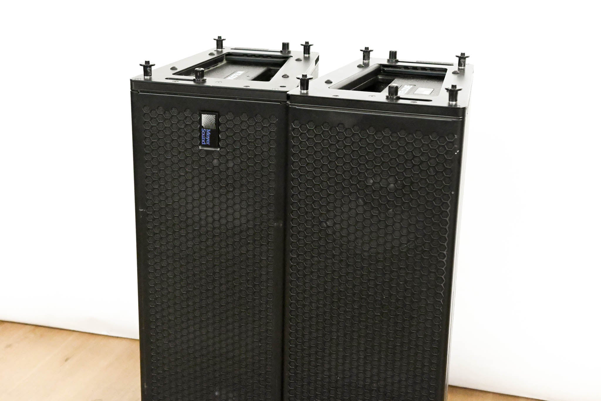 Meyer Sound M'elodie High-Power Curvilinear Array Loudspeaker (PAIR)