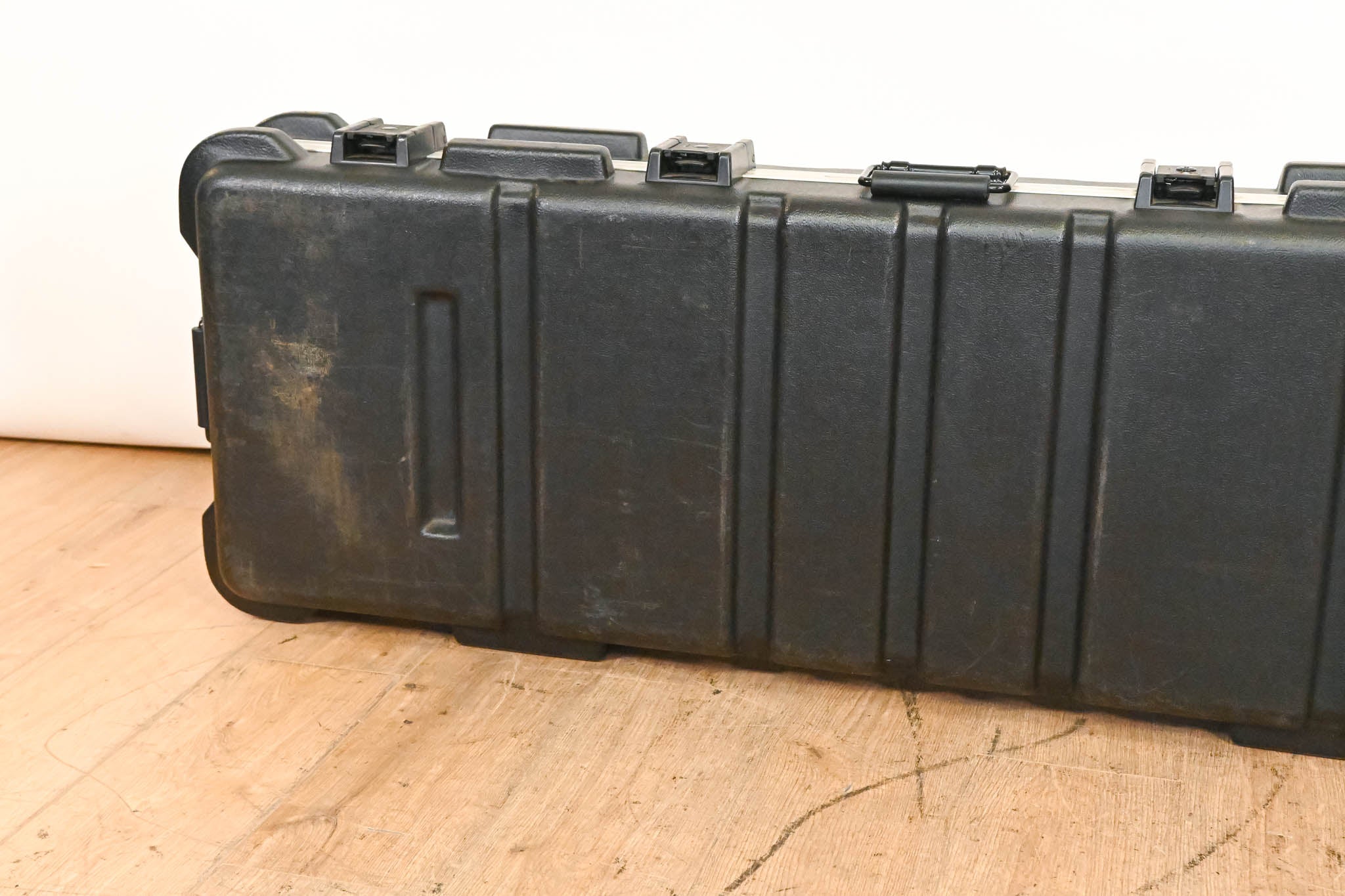 SKB 76-key Keyboard Case with Wheels