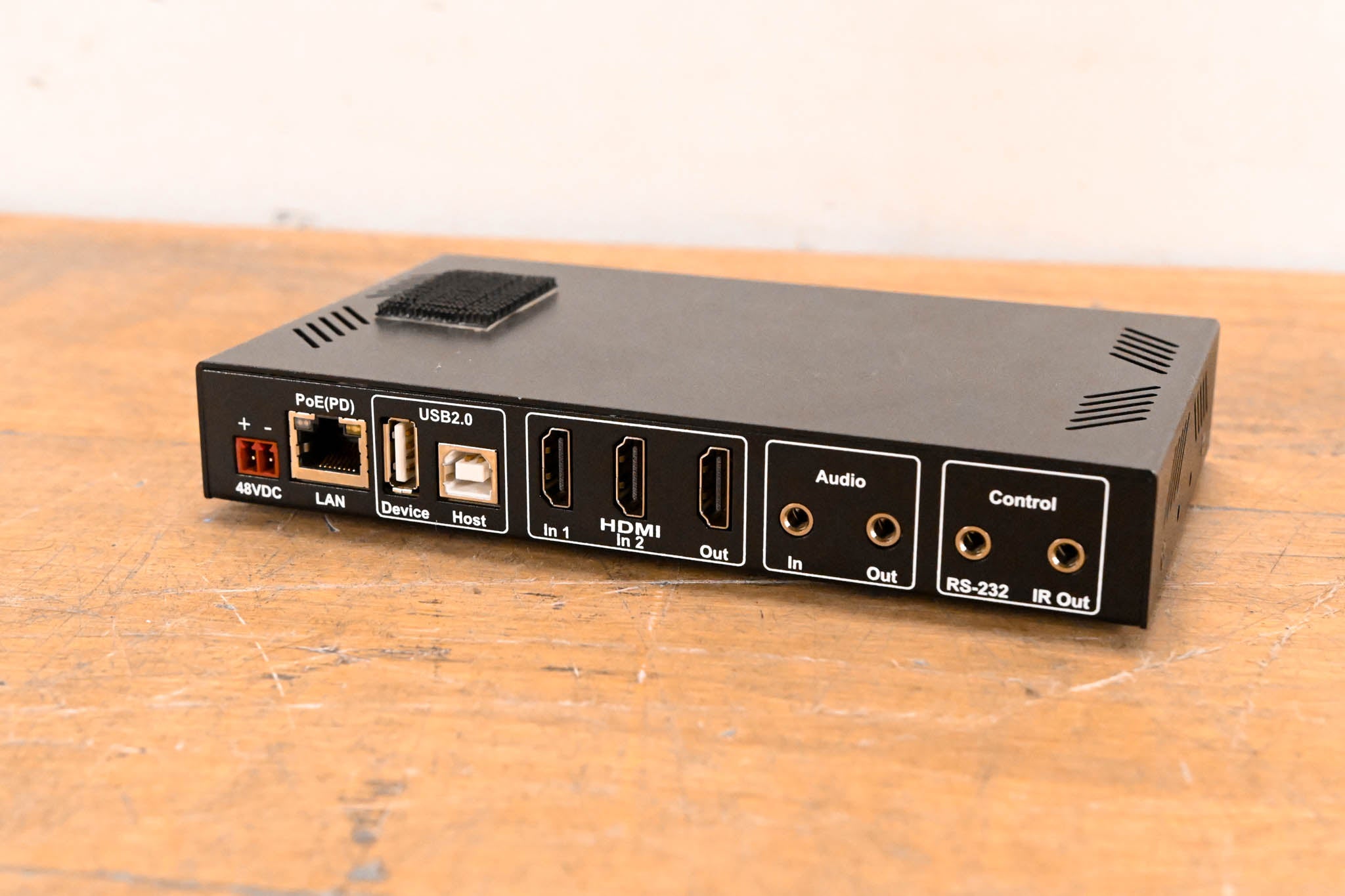 Aroura Multimedia VLX-TC1-C 4K 1Gbps AV-over-IP Transceiver