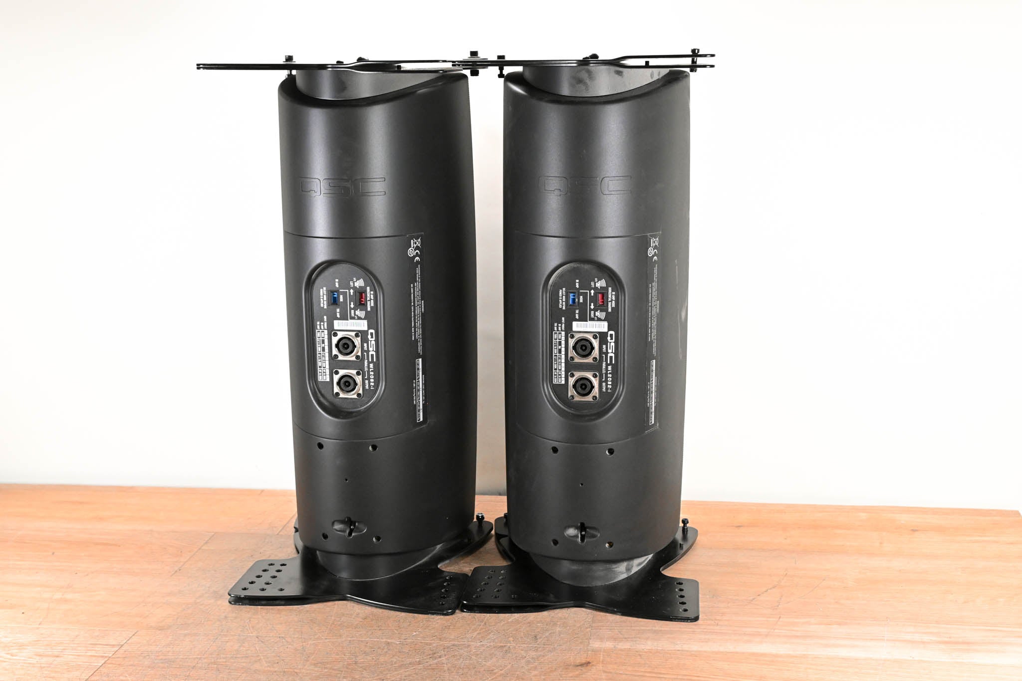 QSC WL2082-i Installation Line Array Loudspeaker (PAIR)